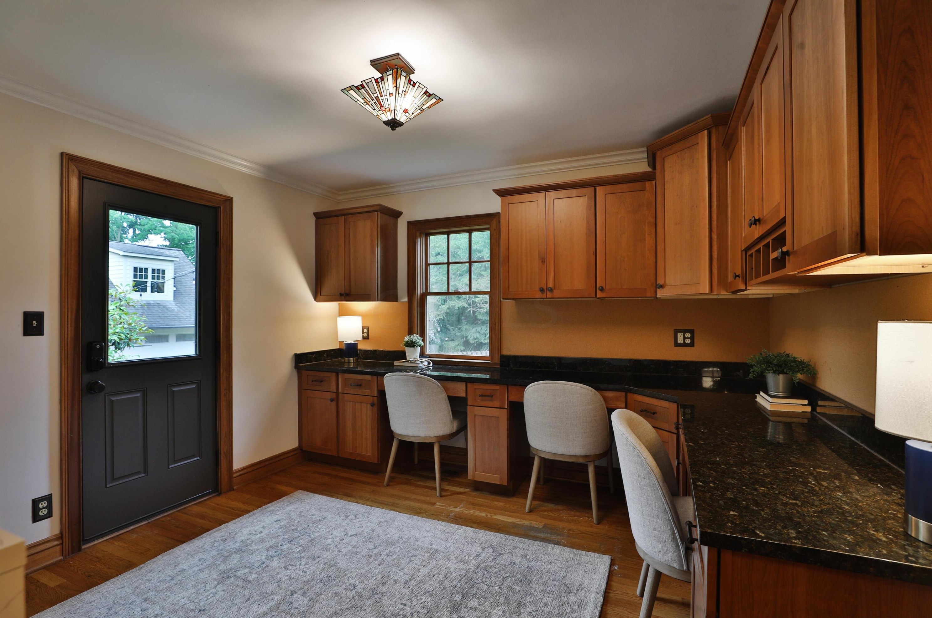 5803 Dover Ct, Columbus OH 43085-3806 exterior