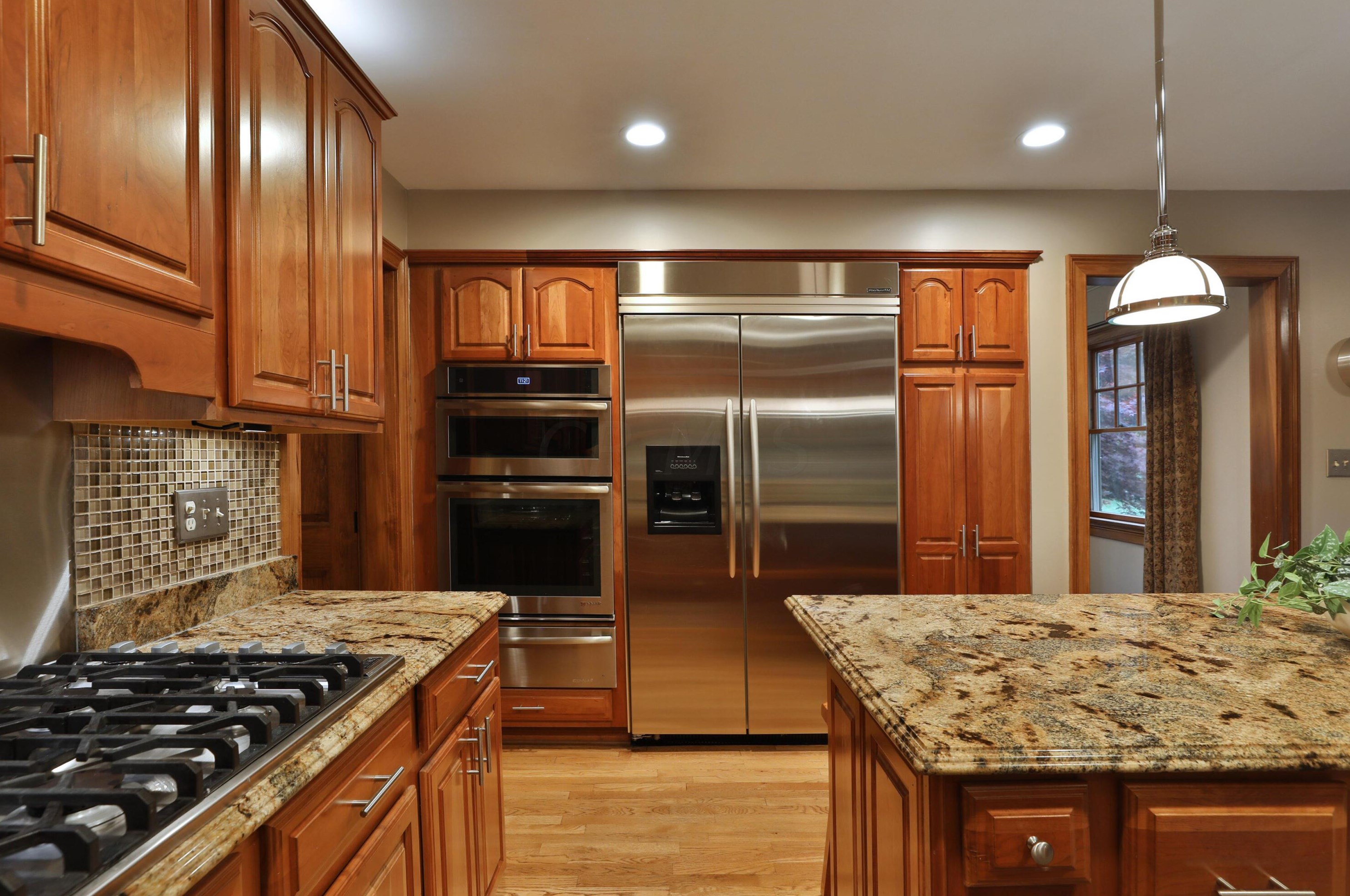 5803 Dover Ct, Columbus OH 43085-3806 exterior