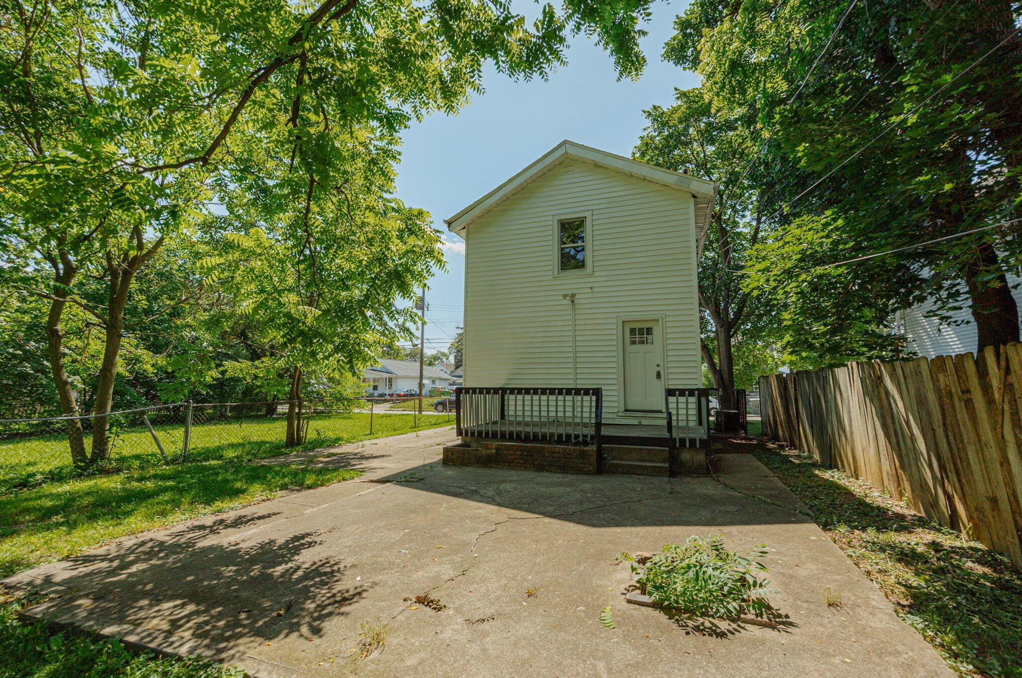 262 Lechner Ave, Columbus OH 43223-1119 exterior