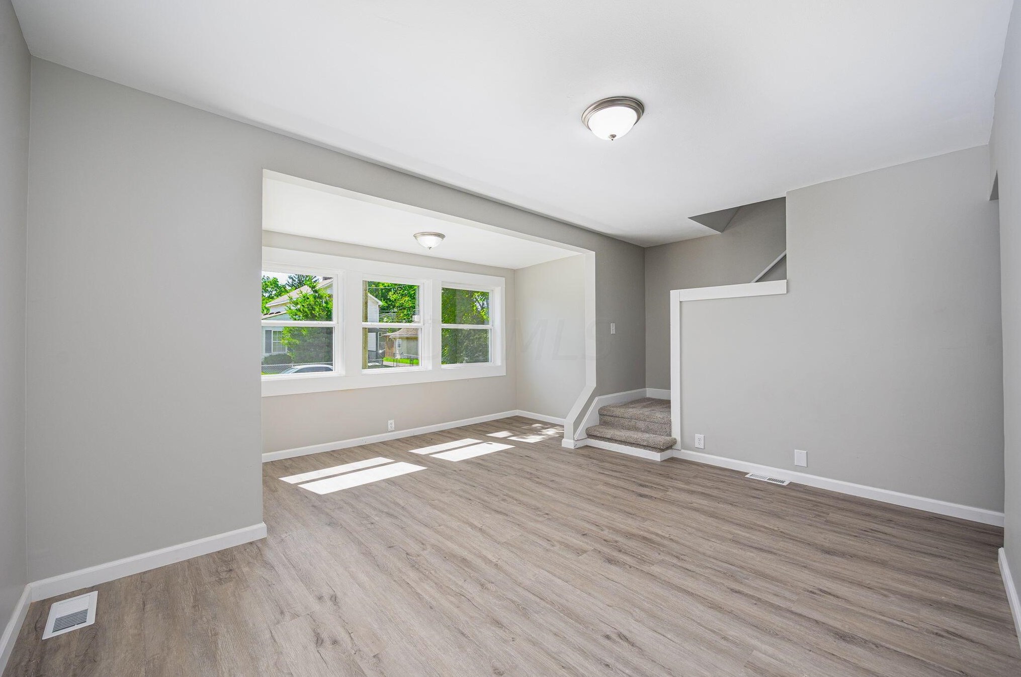 262 Lechner Ave, Columbus OH 43223-1119 exterior