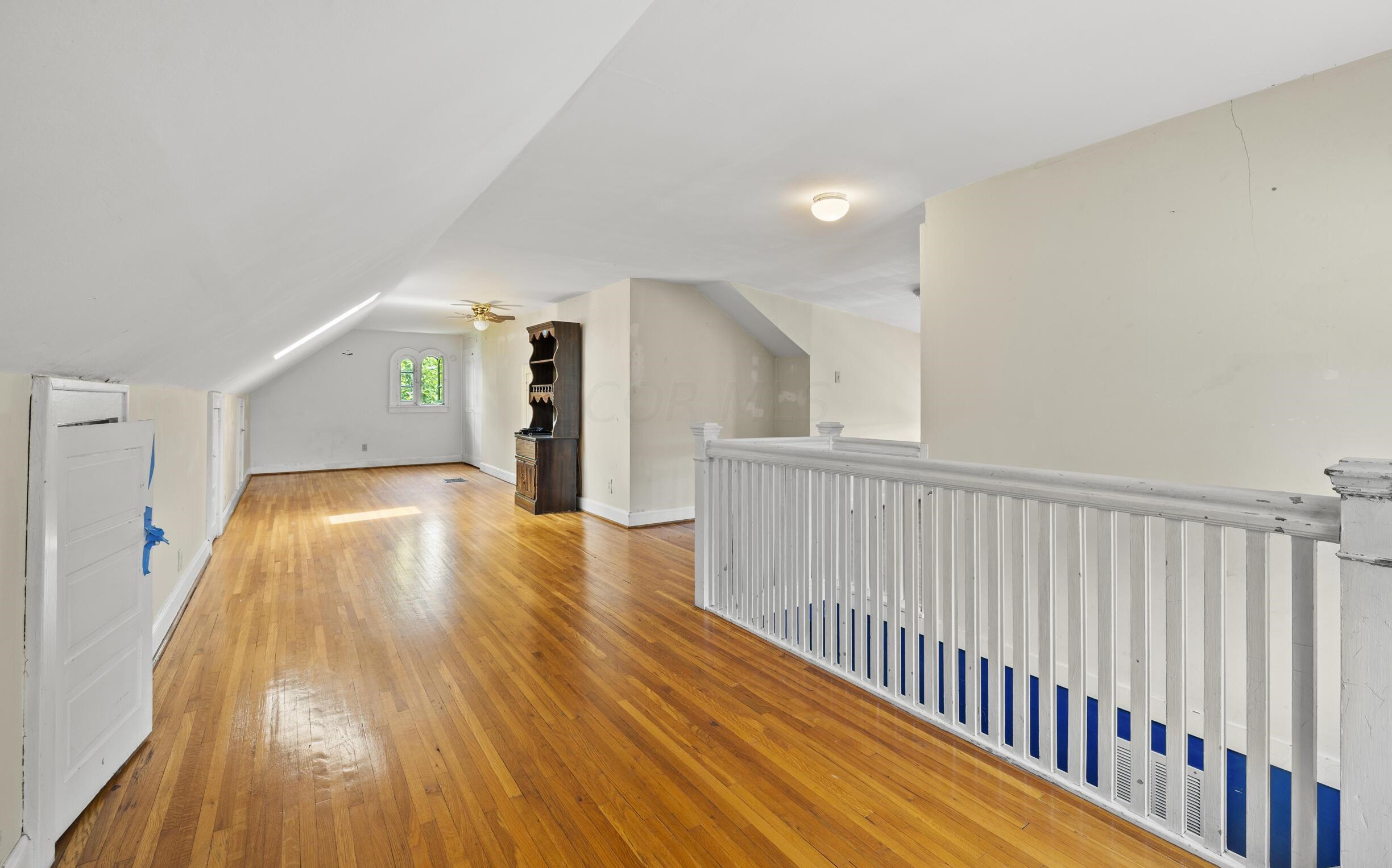 23 Torrence Rd, Columbus OH 43214-3841 exterior