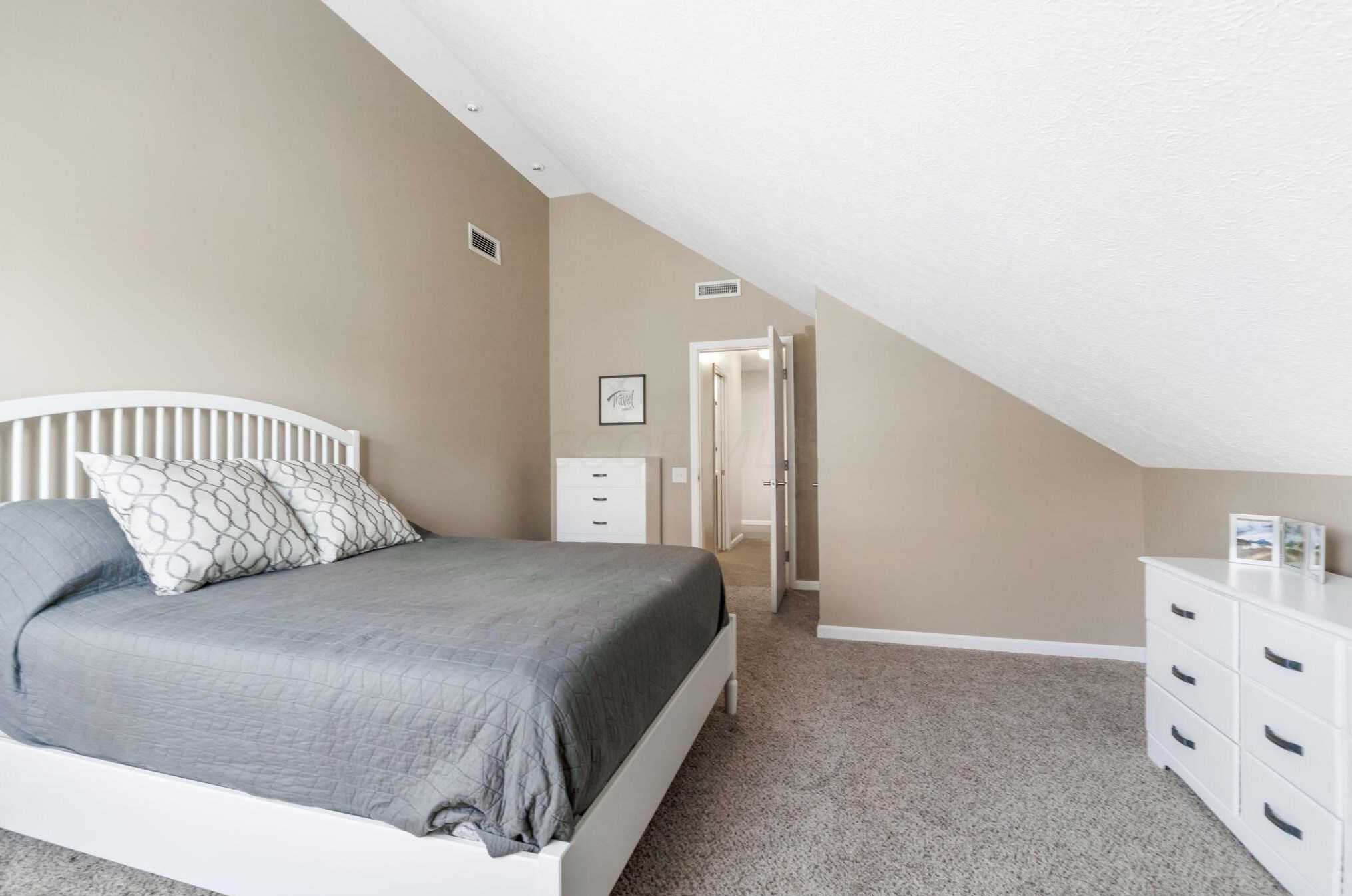 8323 Danbridge Way, Westerville OH  43082-7975 exterior