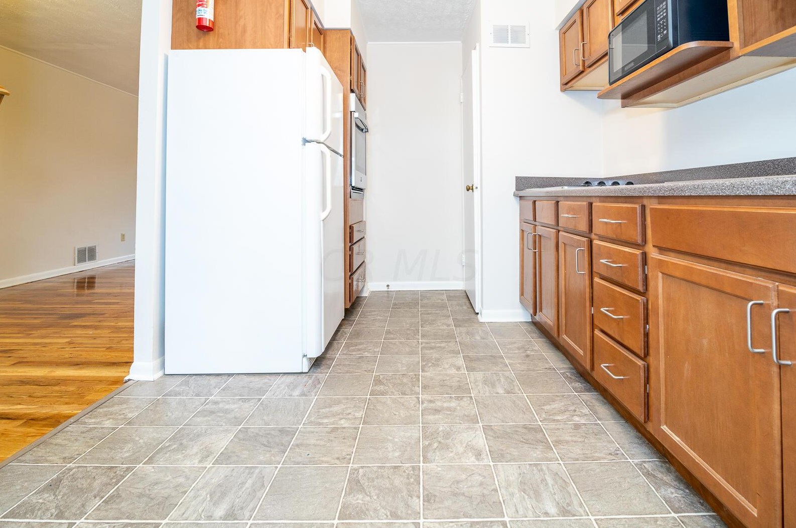 3041 Rightmire Blvd, Columbus OH 43221-1662 exterior