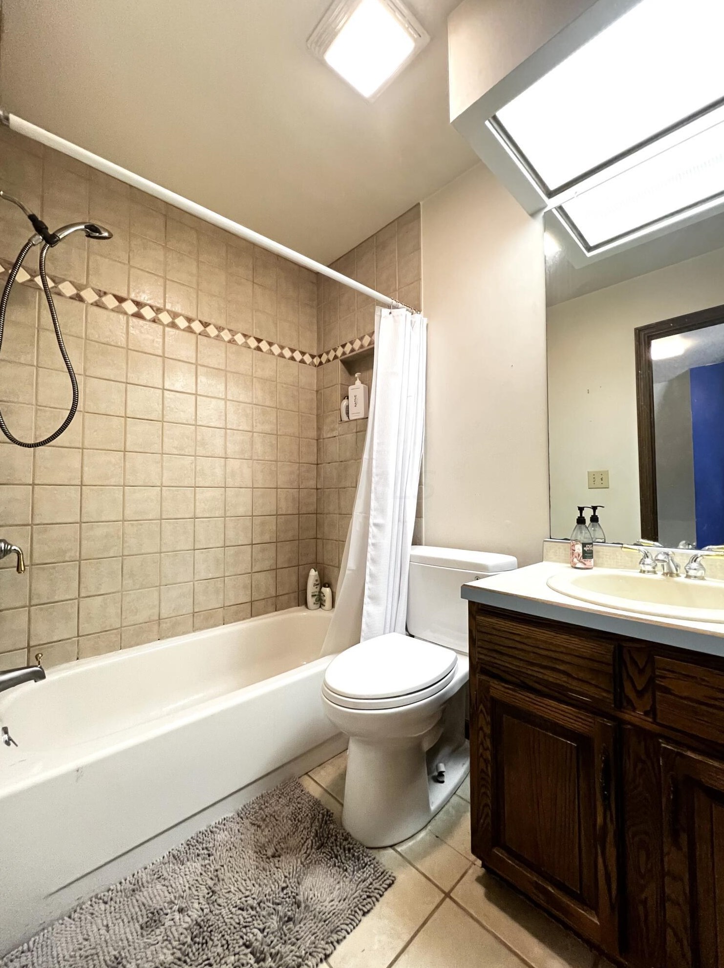 214 Dublin Granville Rd, Columbus OH 43085-3185 exterior