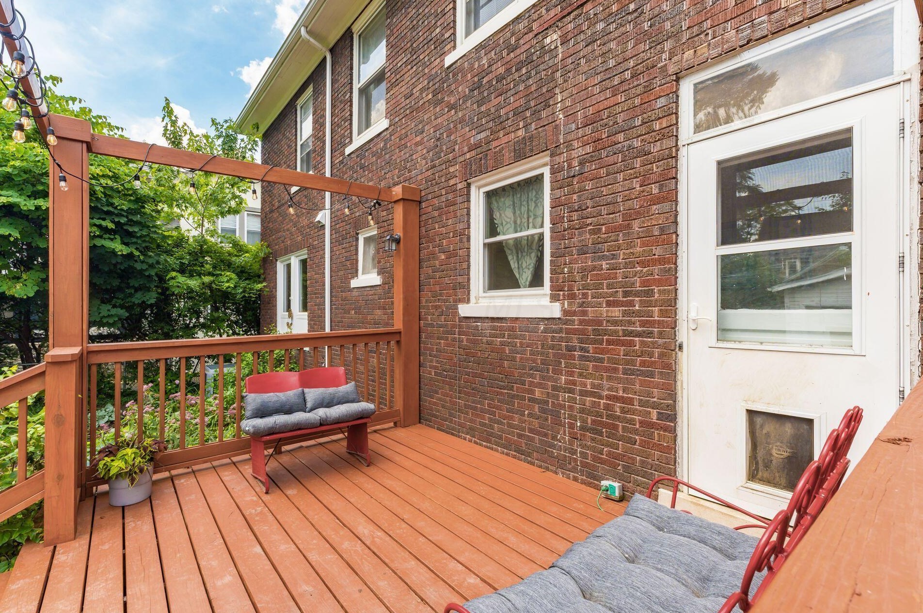 50 Bullitt Park Pl, Columbus OH 43209-1713 exterior