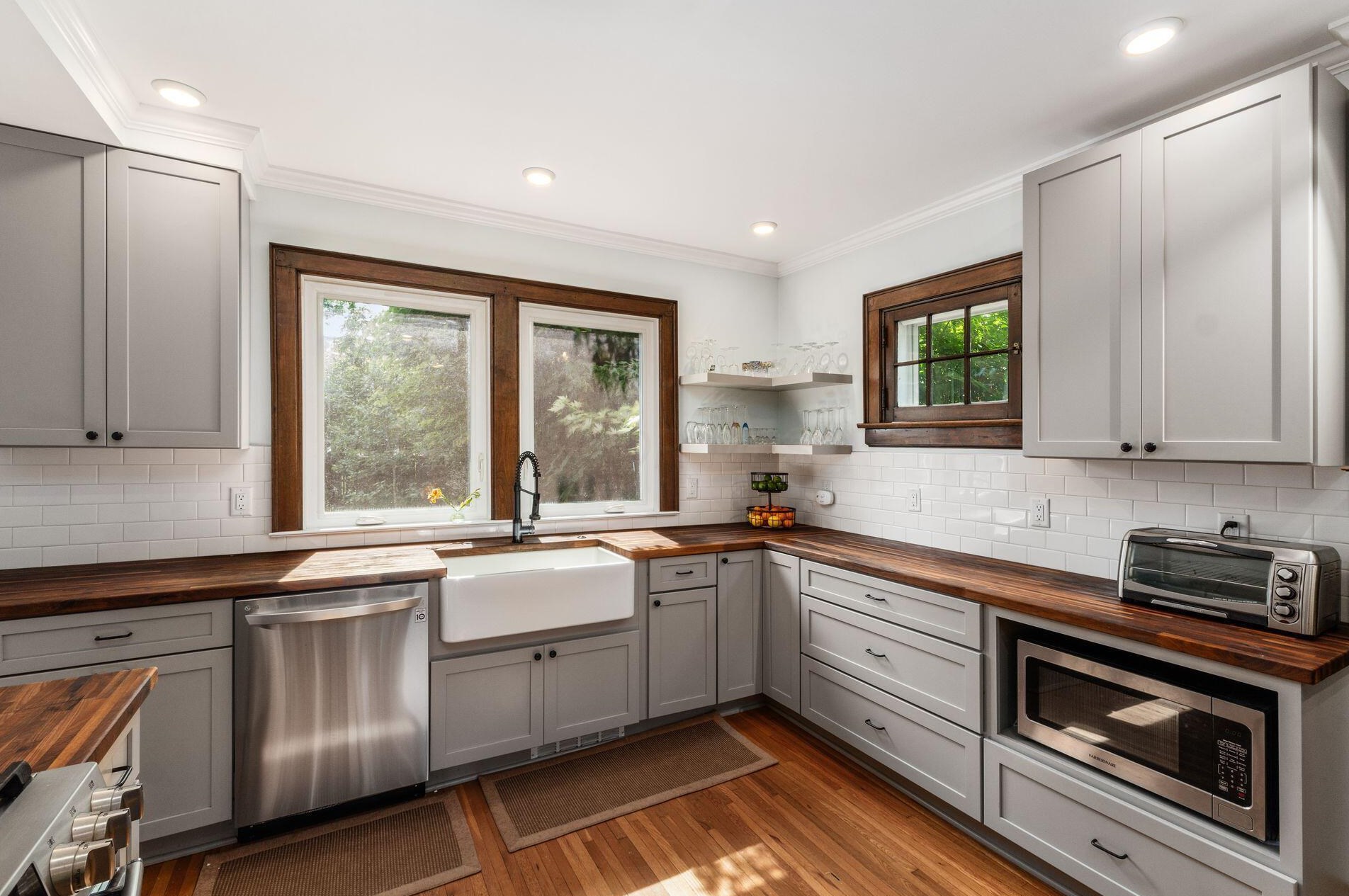 50 Bullitt Park Pl, Columbus OH 43209-1713 exterior