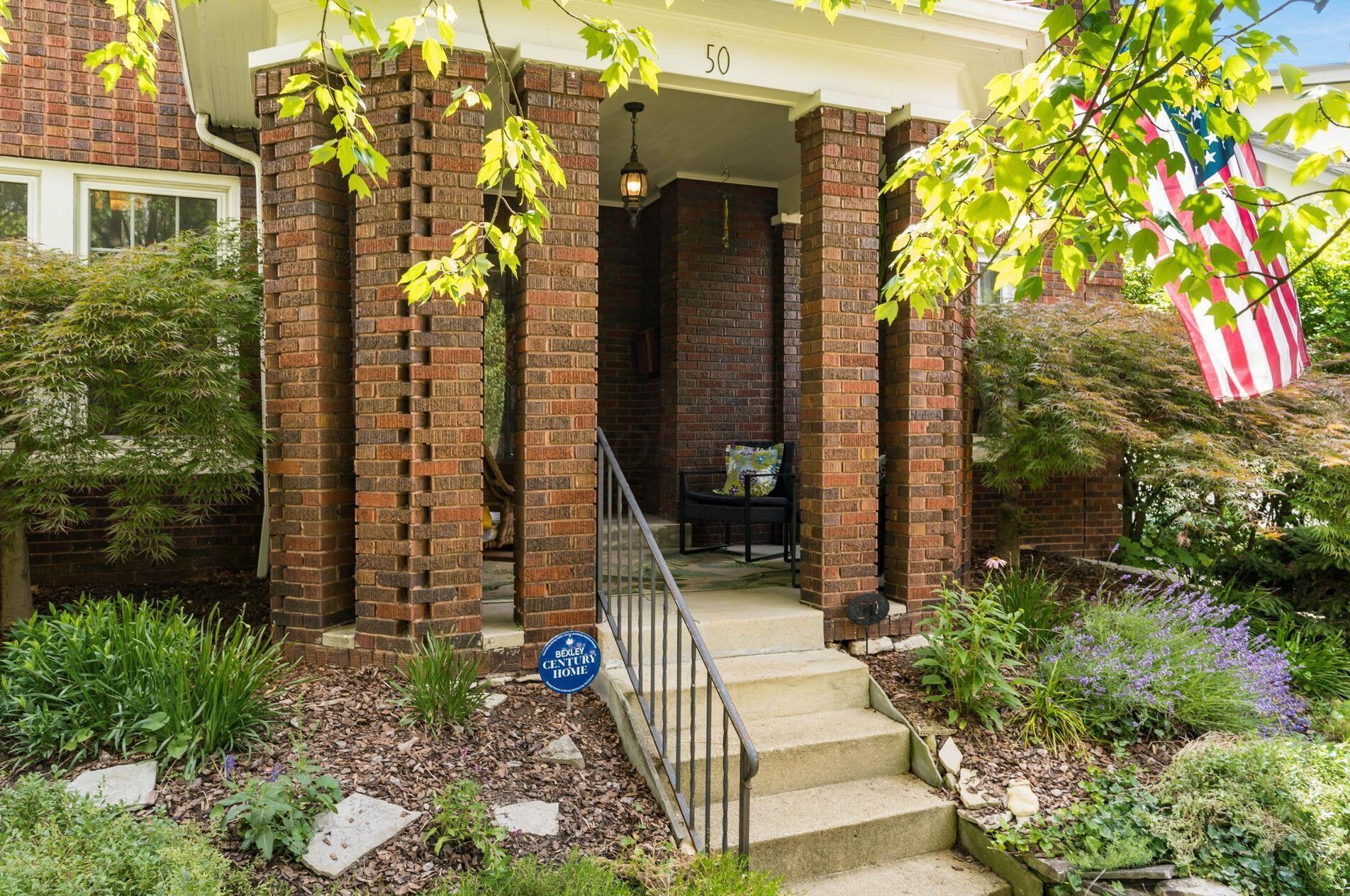 50 Bullitt Park Pl, Columbus OH 43209-1713 exterior