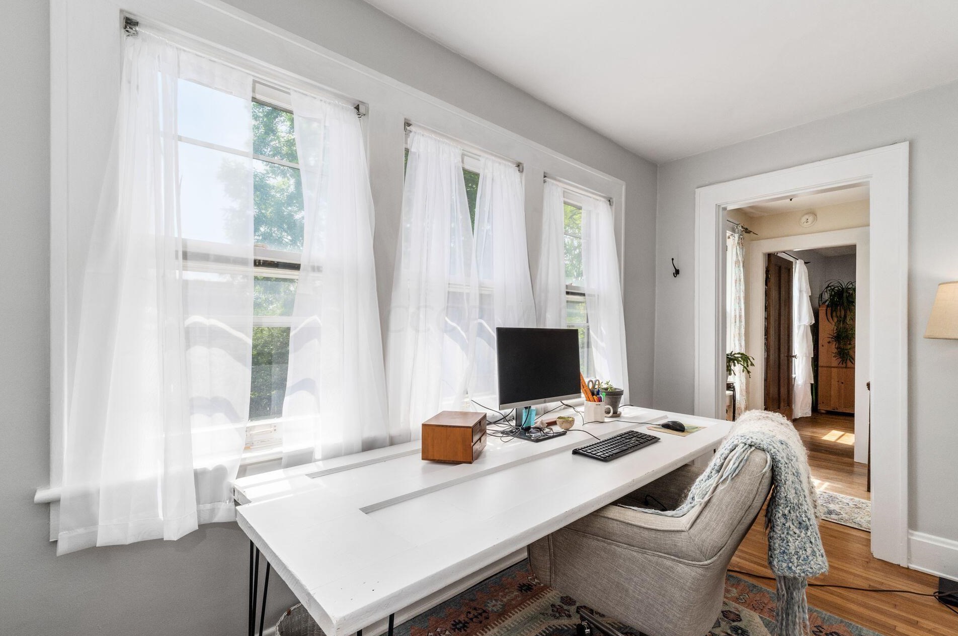 50 Bullitt Park Pl, Columbus OH 43209-1713 exterior