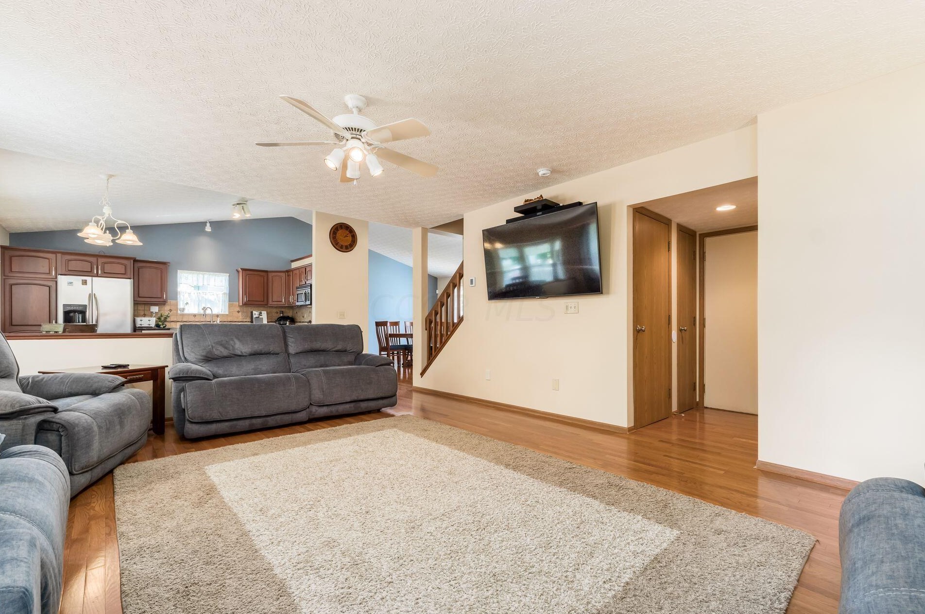 464 Broadview Ct, Pataskala OH  43062-8144 exterior