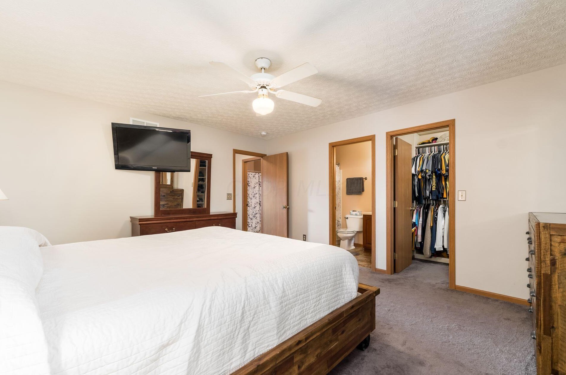 464 Broadview Ct, Pataskala OH  43062-8144 exterior