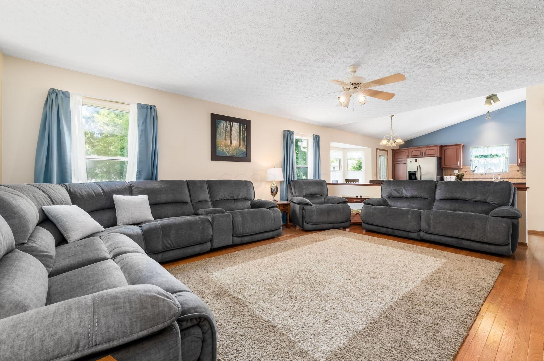 464 Broadview Ct, Pataskala OH  43062-8144 exterior