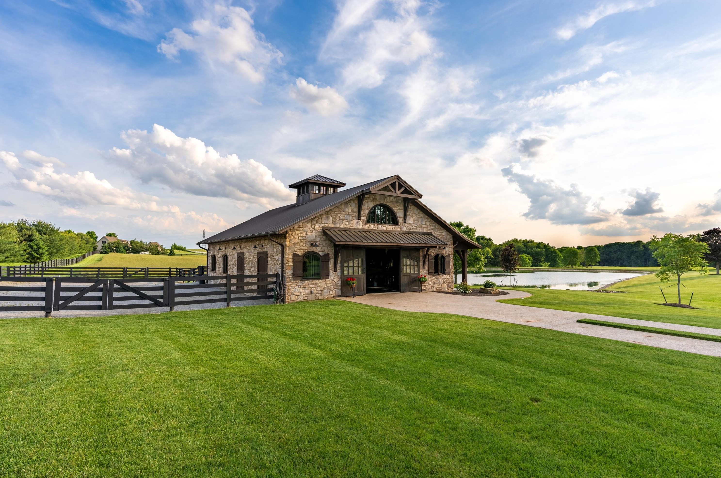 5850 Stonesthrow Dr, Wooster OH 44691-7445 exterior