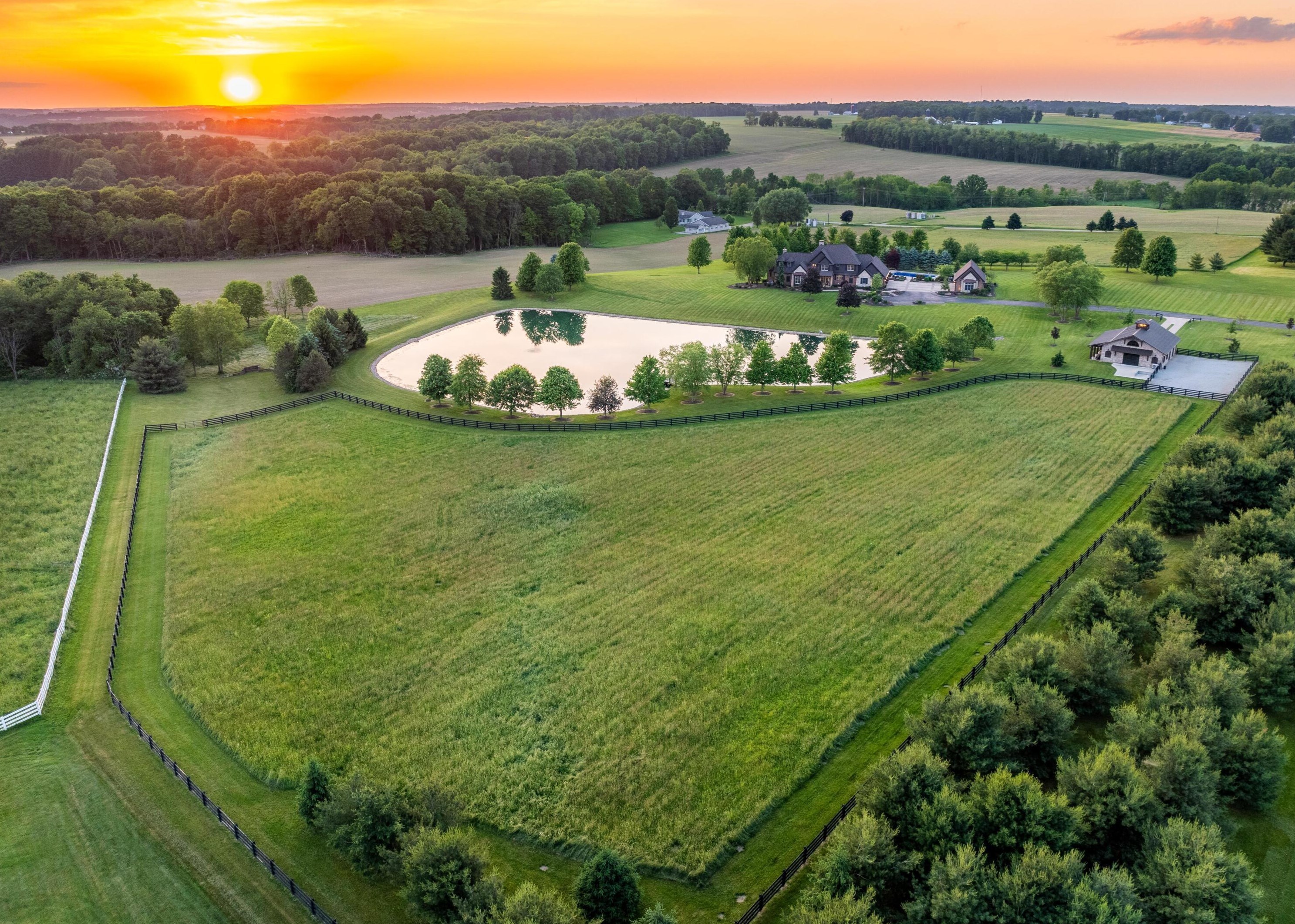 5850 Stonesthrow Dr, Wooster OH 44691-7445 exterior