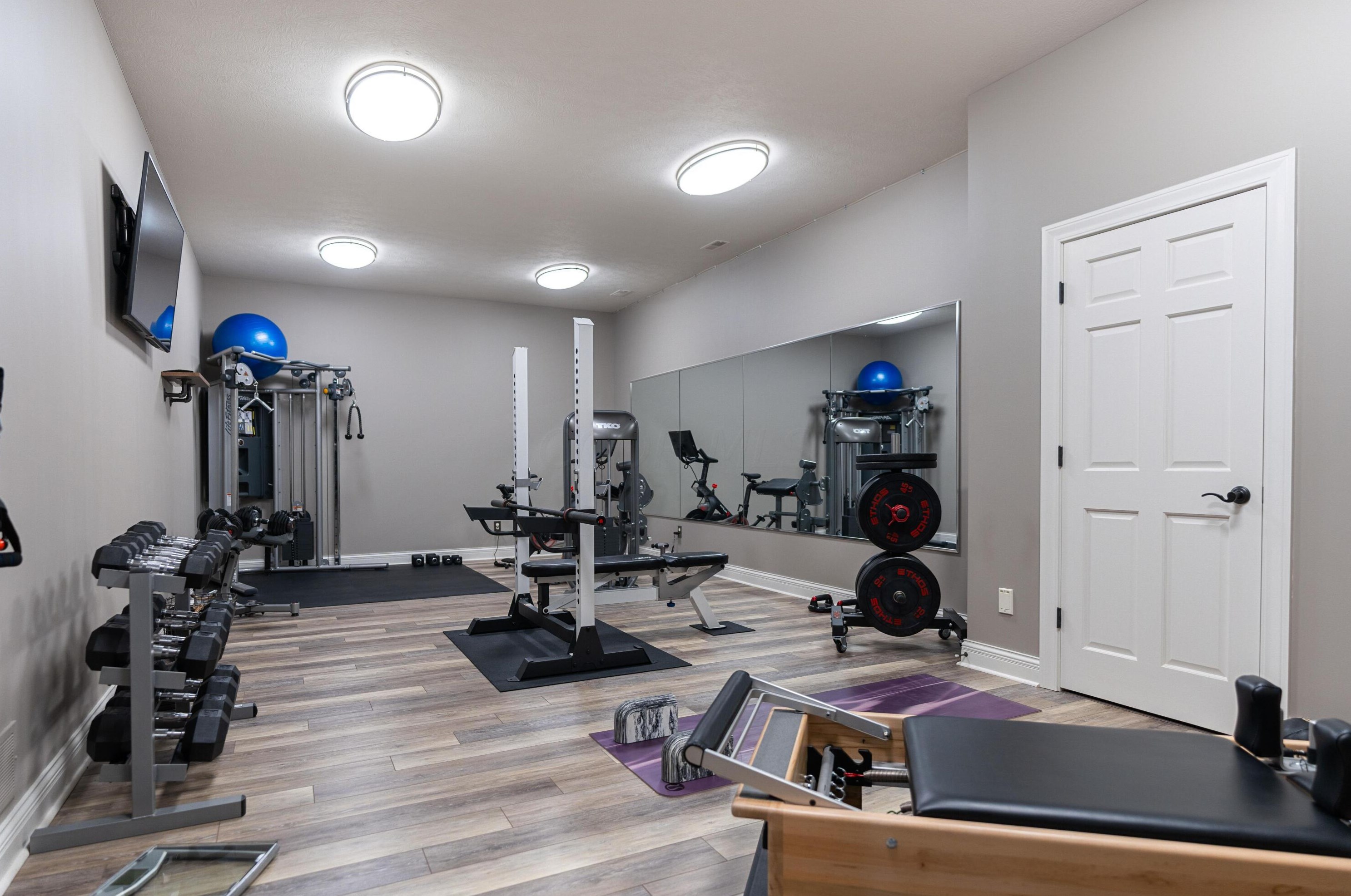 5850 Stonesthrow Dr, Wooster OH 44691-7445 exterior