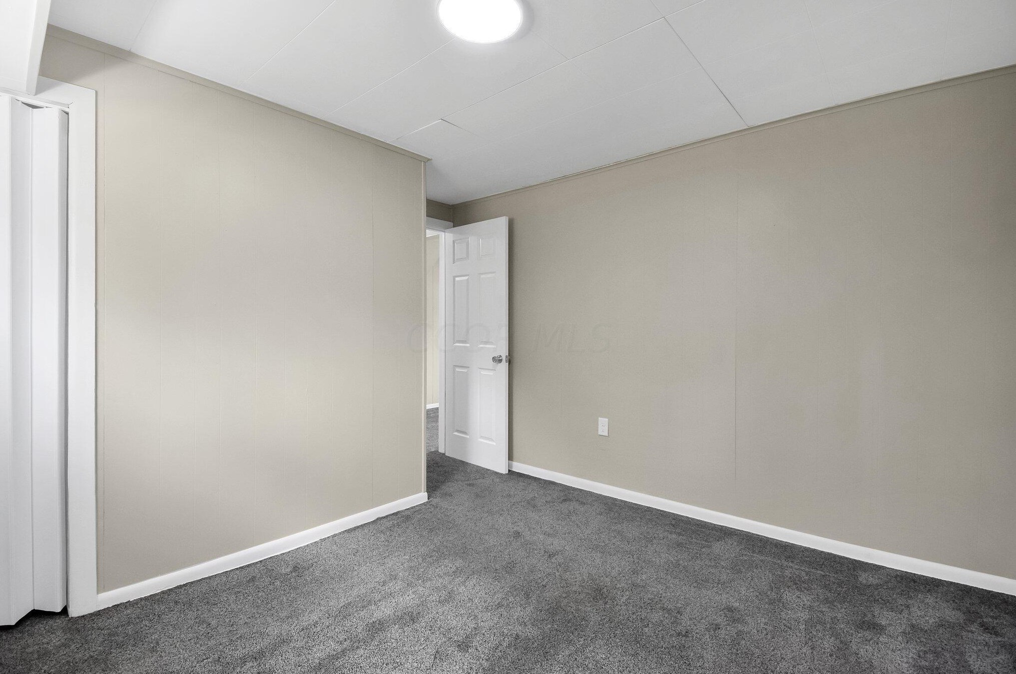 5087 Holbrook Dr, Columbus OH 43232-6604 exterior