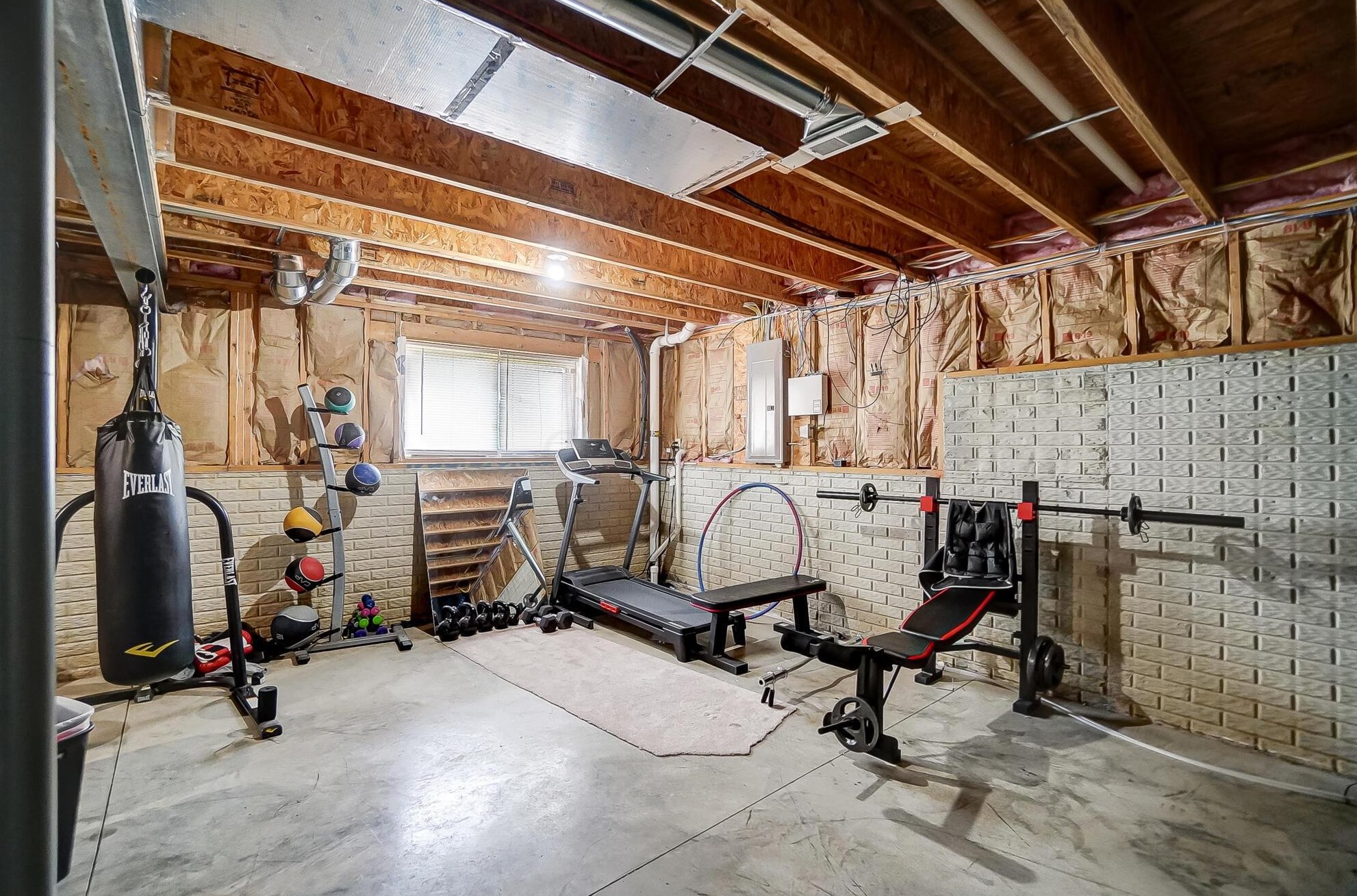 7551 Walnut Dr, Cnl Wnchstr OH 43110-8185 exterior