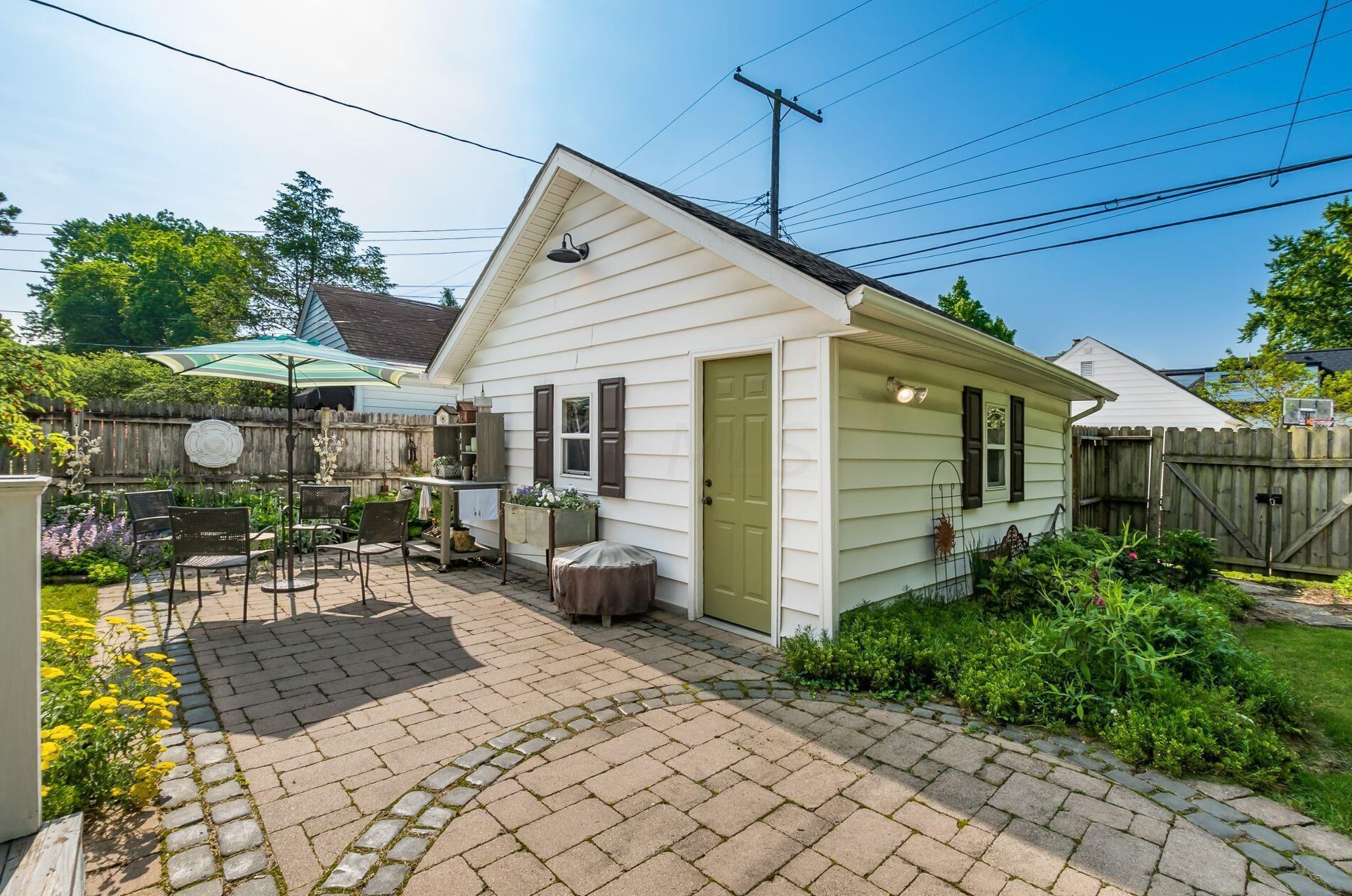 2977 Palmetto St, Columbus OH 43204-3264 exterior