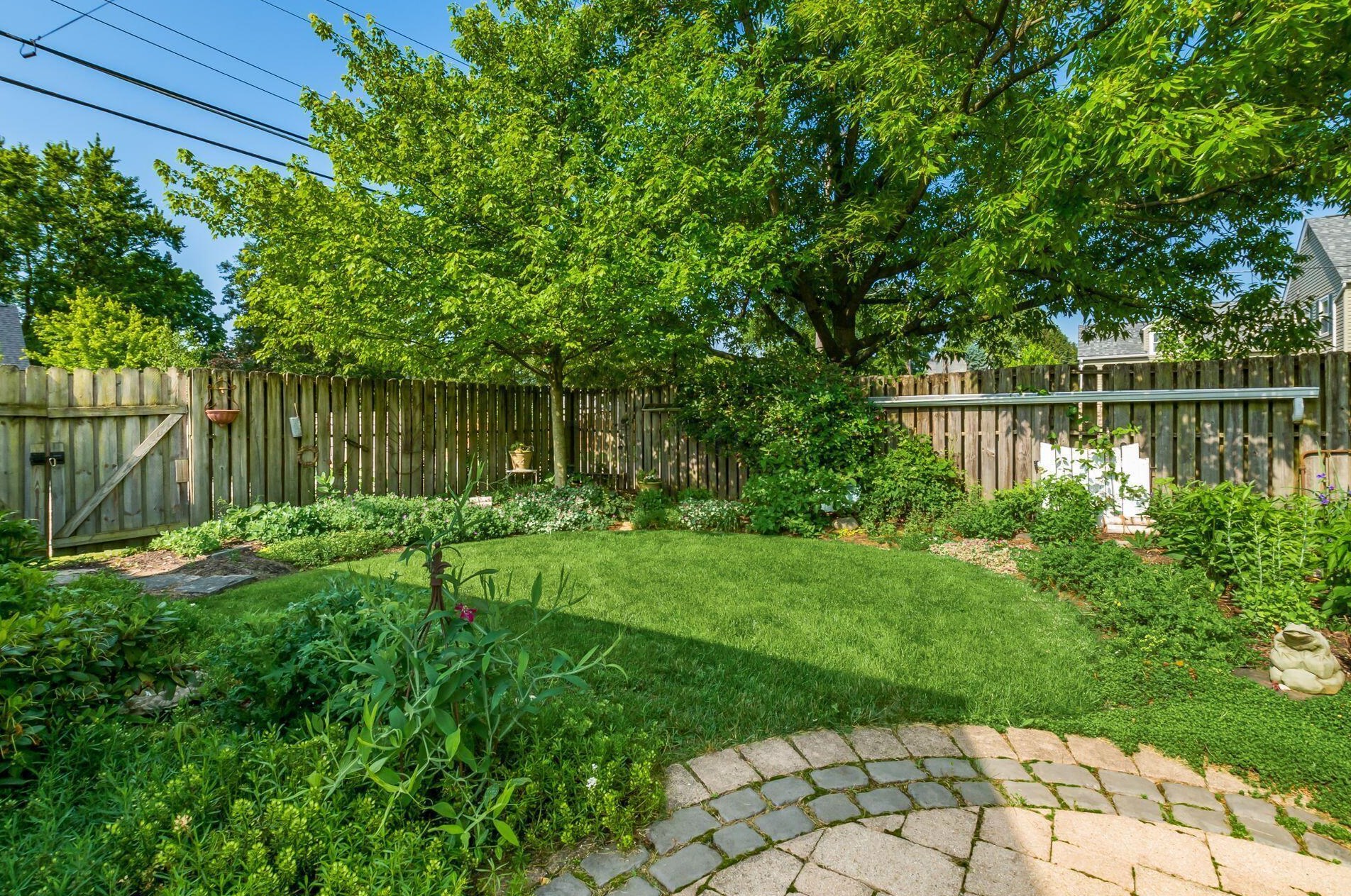 2977 Palmetto St, Columbus OH 43204-3264 exterior