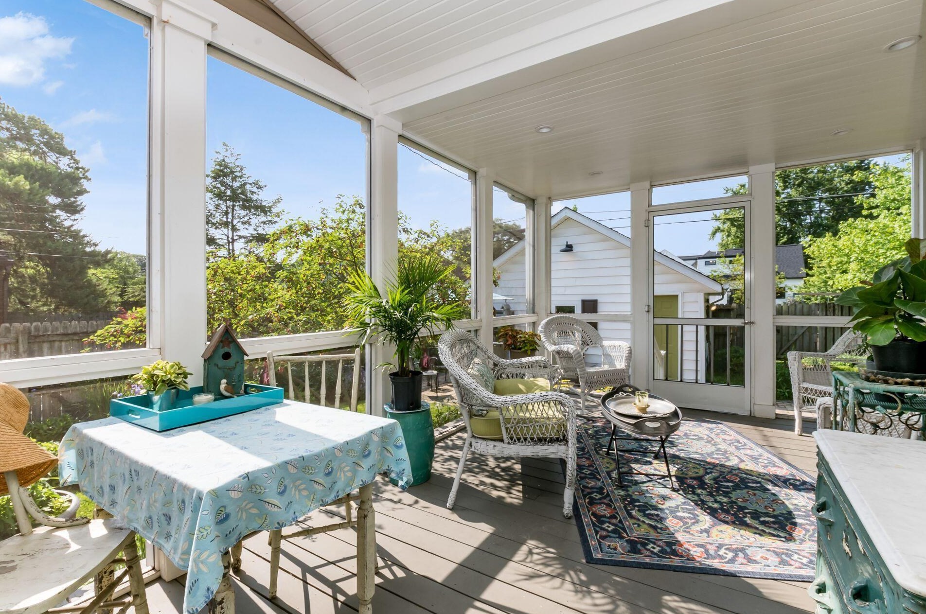 2977 Palmetto St, Columbus OH 43204-3264 exterior