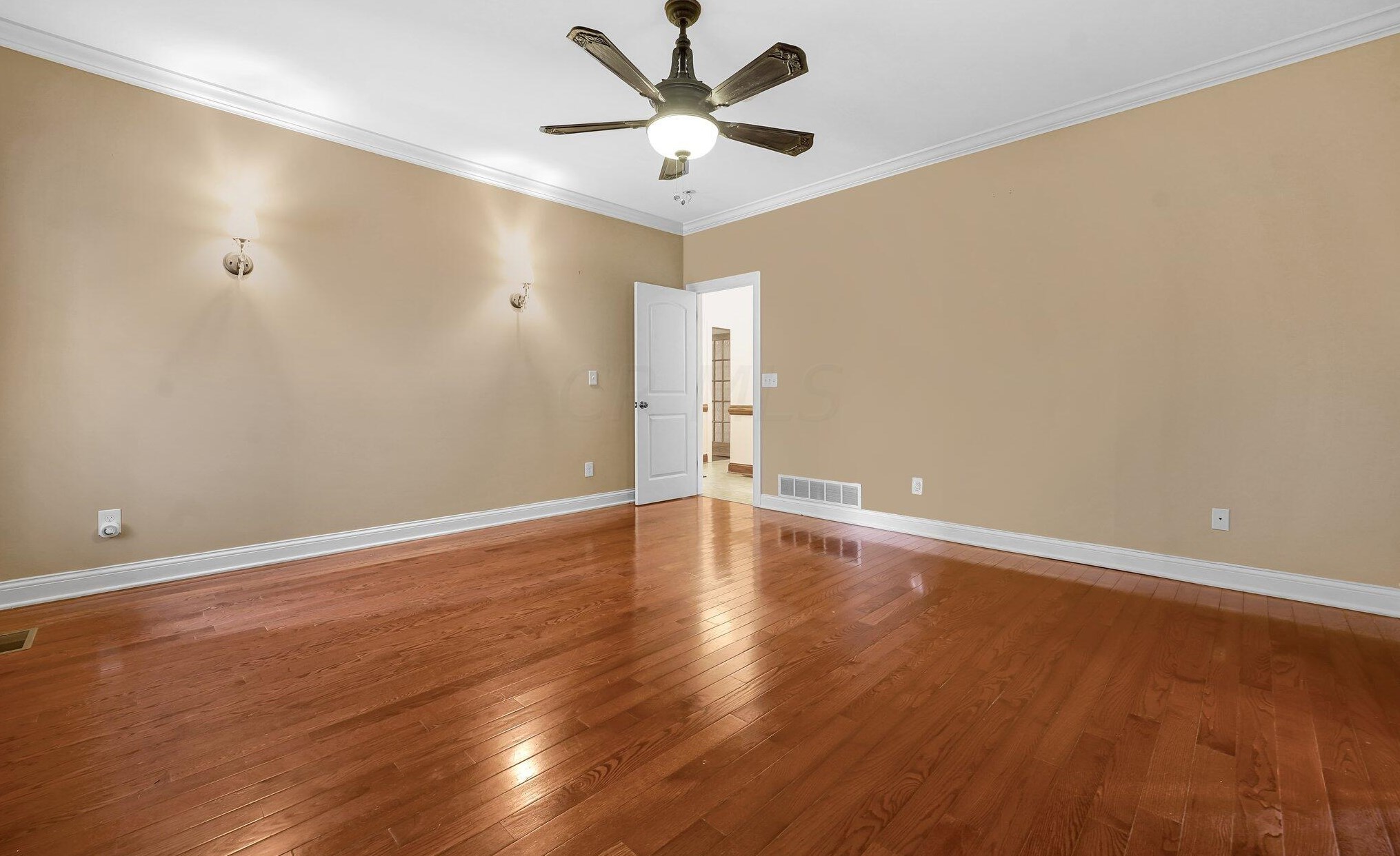 8853 National Rd, Pataskala OH 43062-7617 exterior