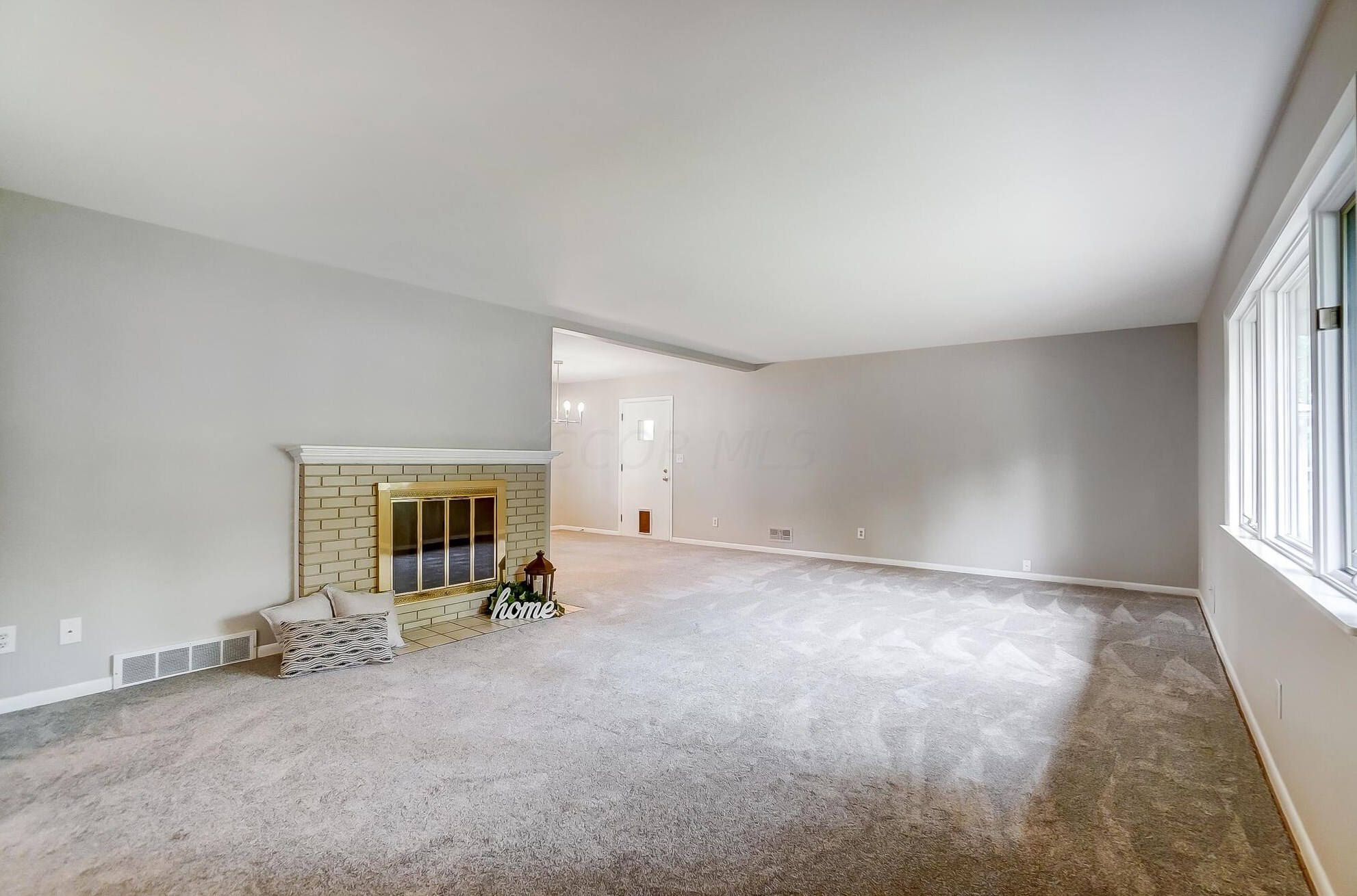 3088 Brandon Rd, Columbus OH 43221-2208 exterior