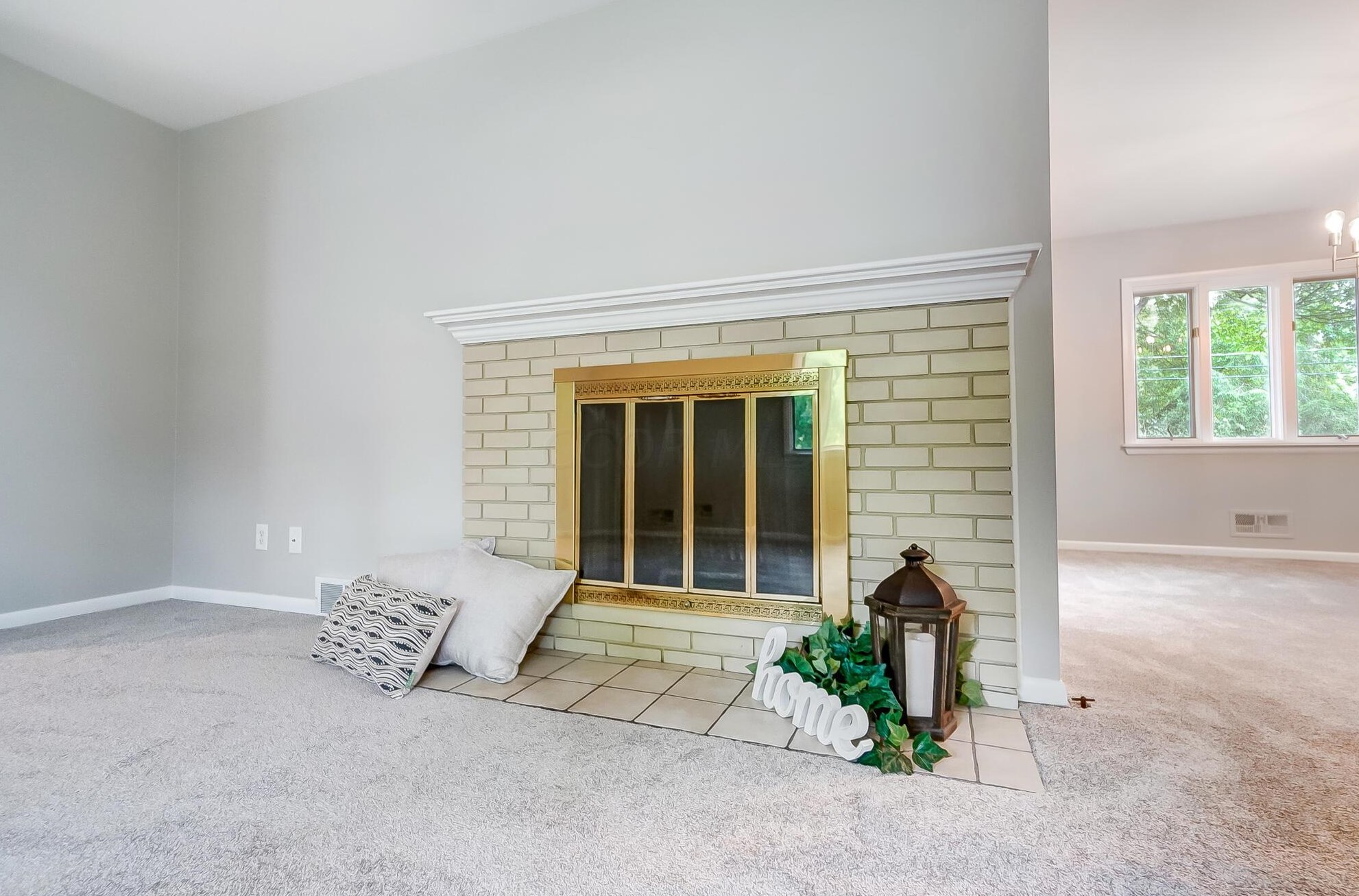 3088 Brandon Rd, Columbus OH 43221-2208 exterior