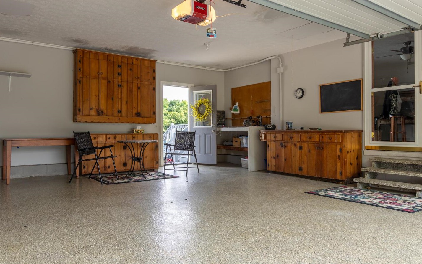 3340 Old Ml Rd, Lancaster OH 43130-9750 exterior