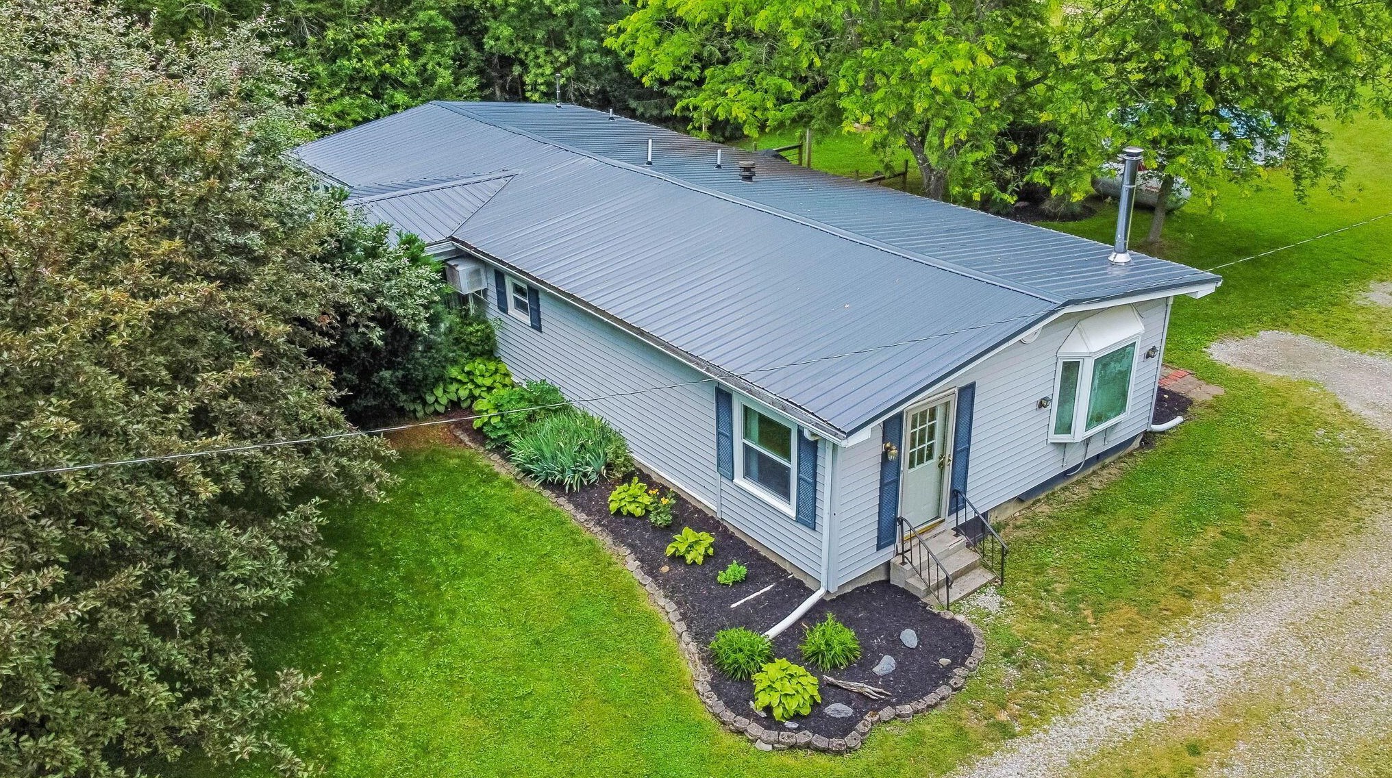 4365 Columbia Rd, Pataskala OH  43062-9276 exterior