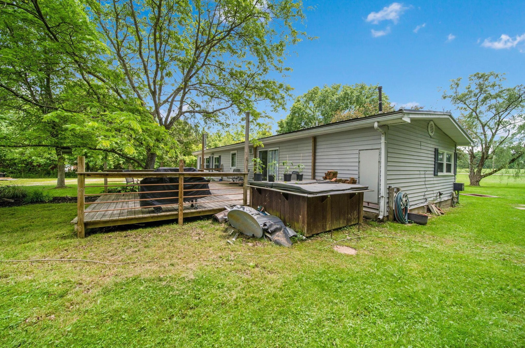 4365 Columbia Rd, Pataskala OH  43062-9276 exterior