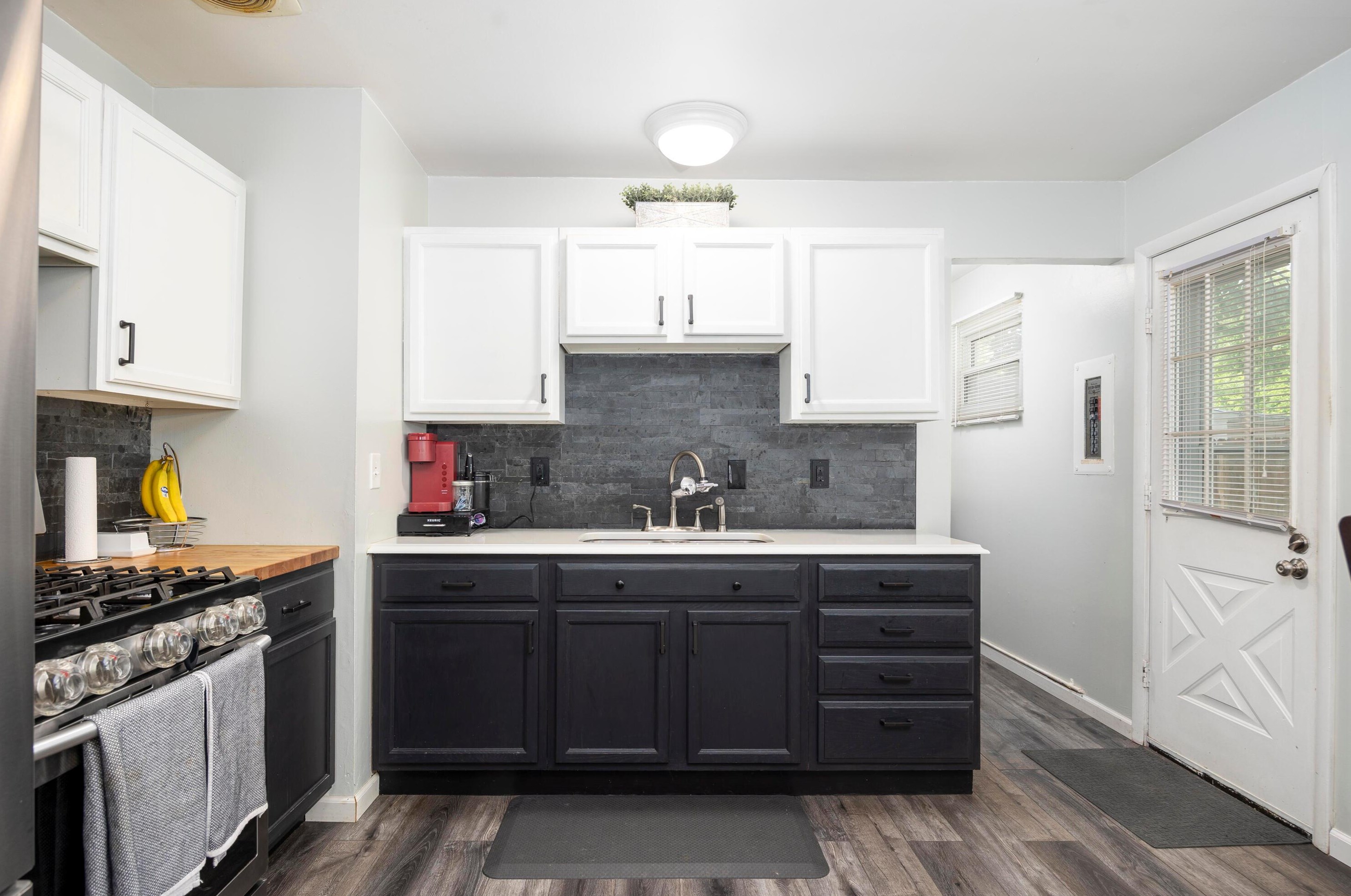 232 Redmond Rd, Columbus OH 43228-2202 exterior