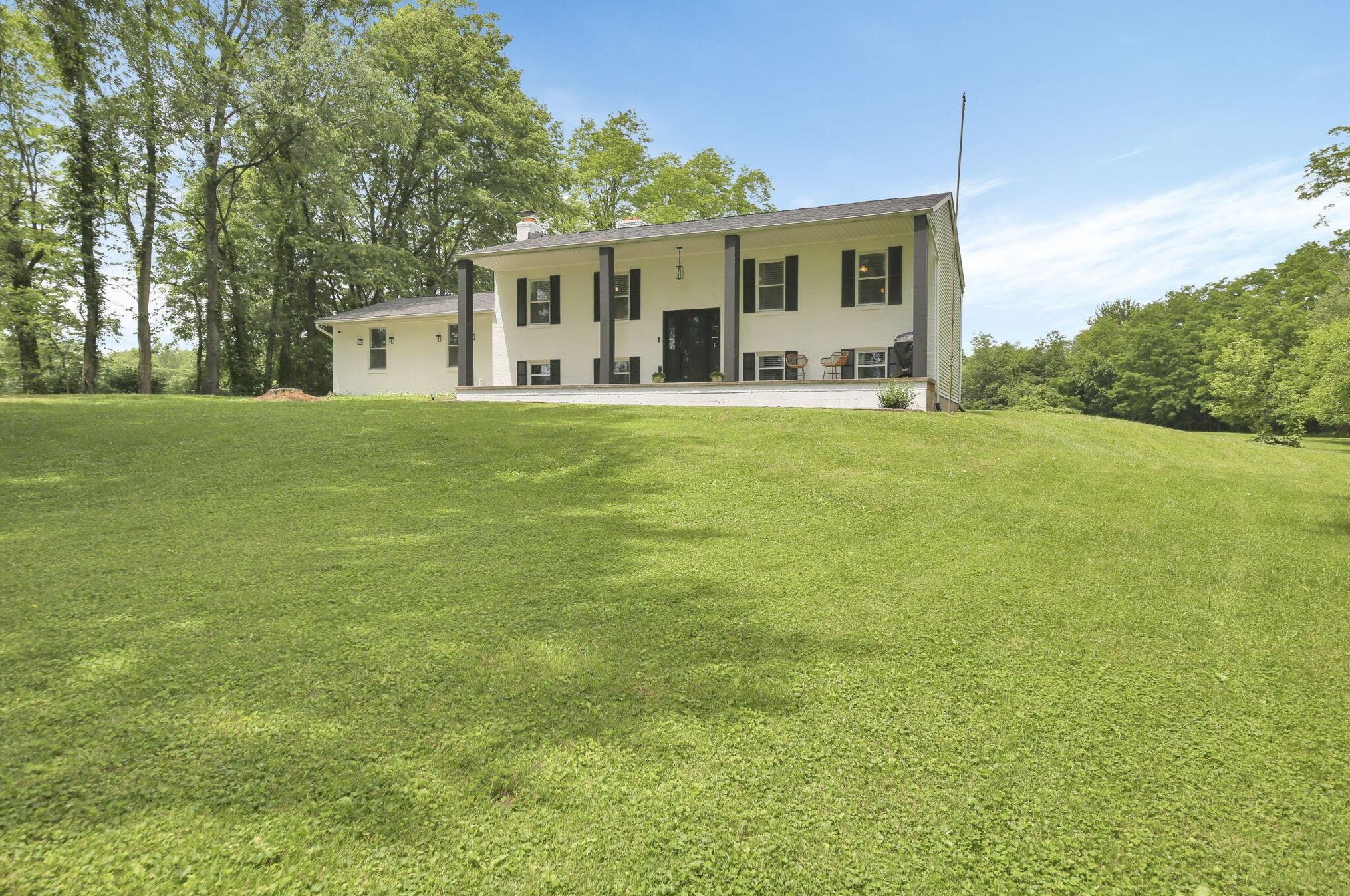 4833 Columbus Rd, Centerburg OH  43011-8900 exterior