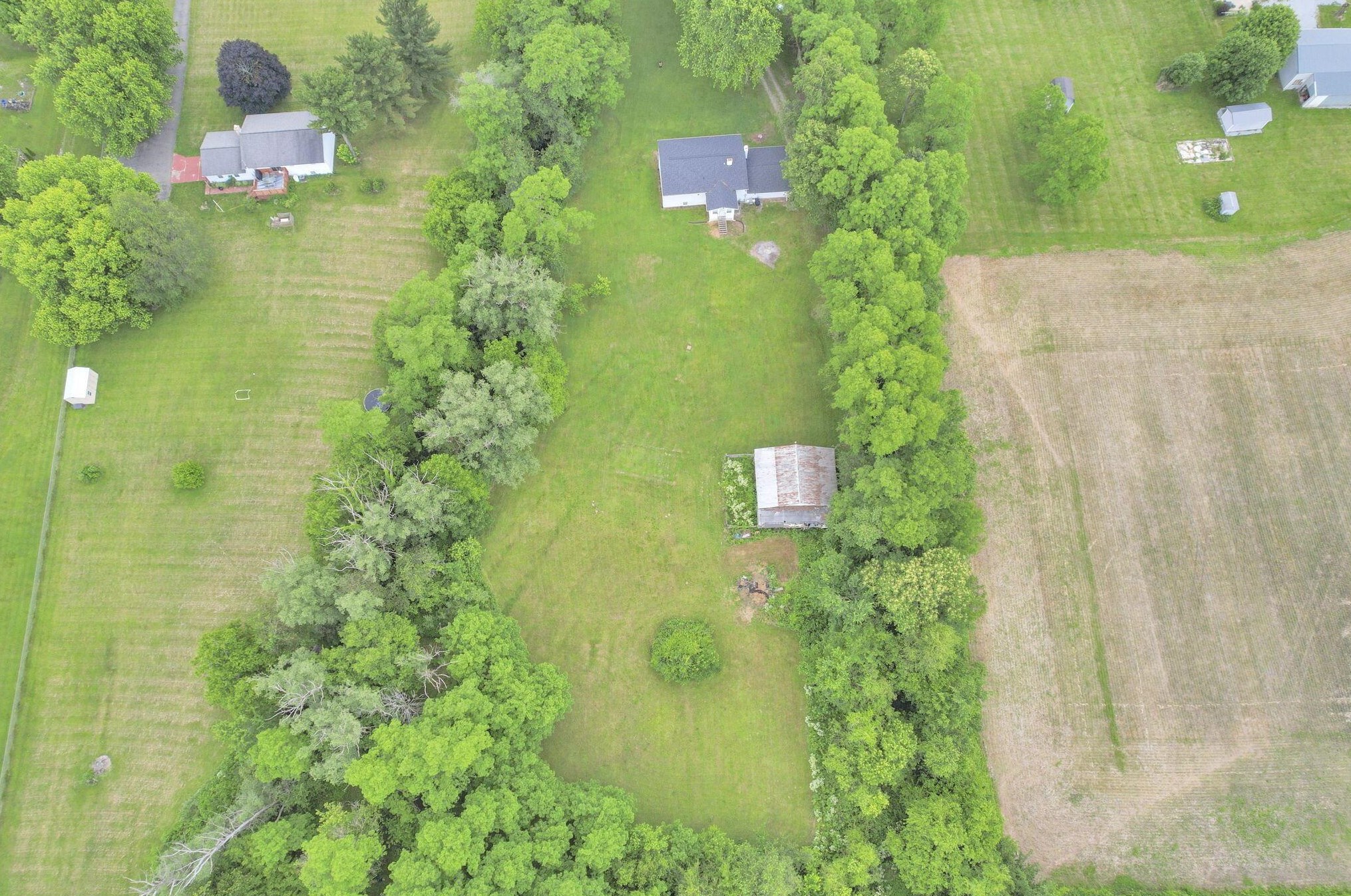 4833 Columbus Rd, Centerburg OH  43011-8900 exterior