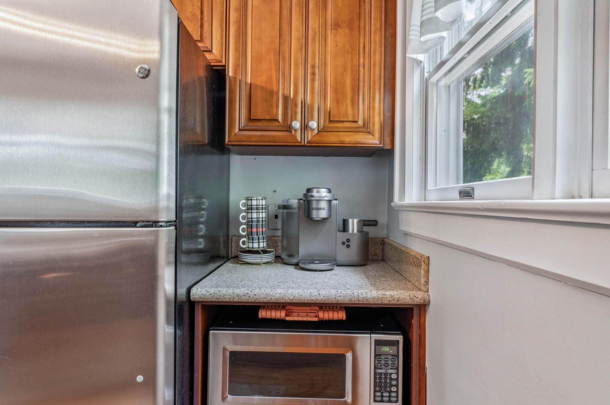 93 Torrence Rd, Columbus OH 43214-3821 exterior