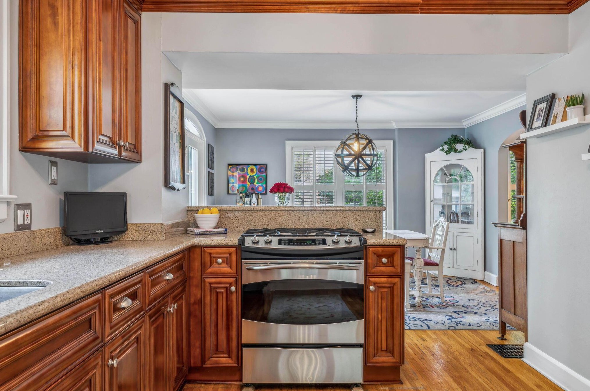 93 Torrence Rd, Columbus OH 43214-3821 exterior