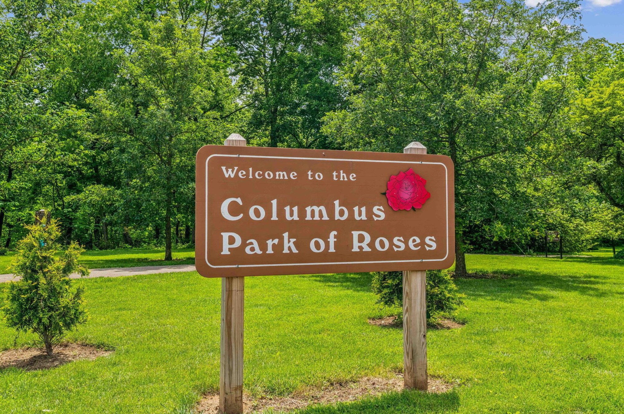 93 Torrence Rd, Columbus OH 43214-3821 exterior