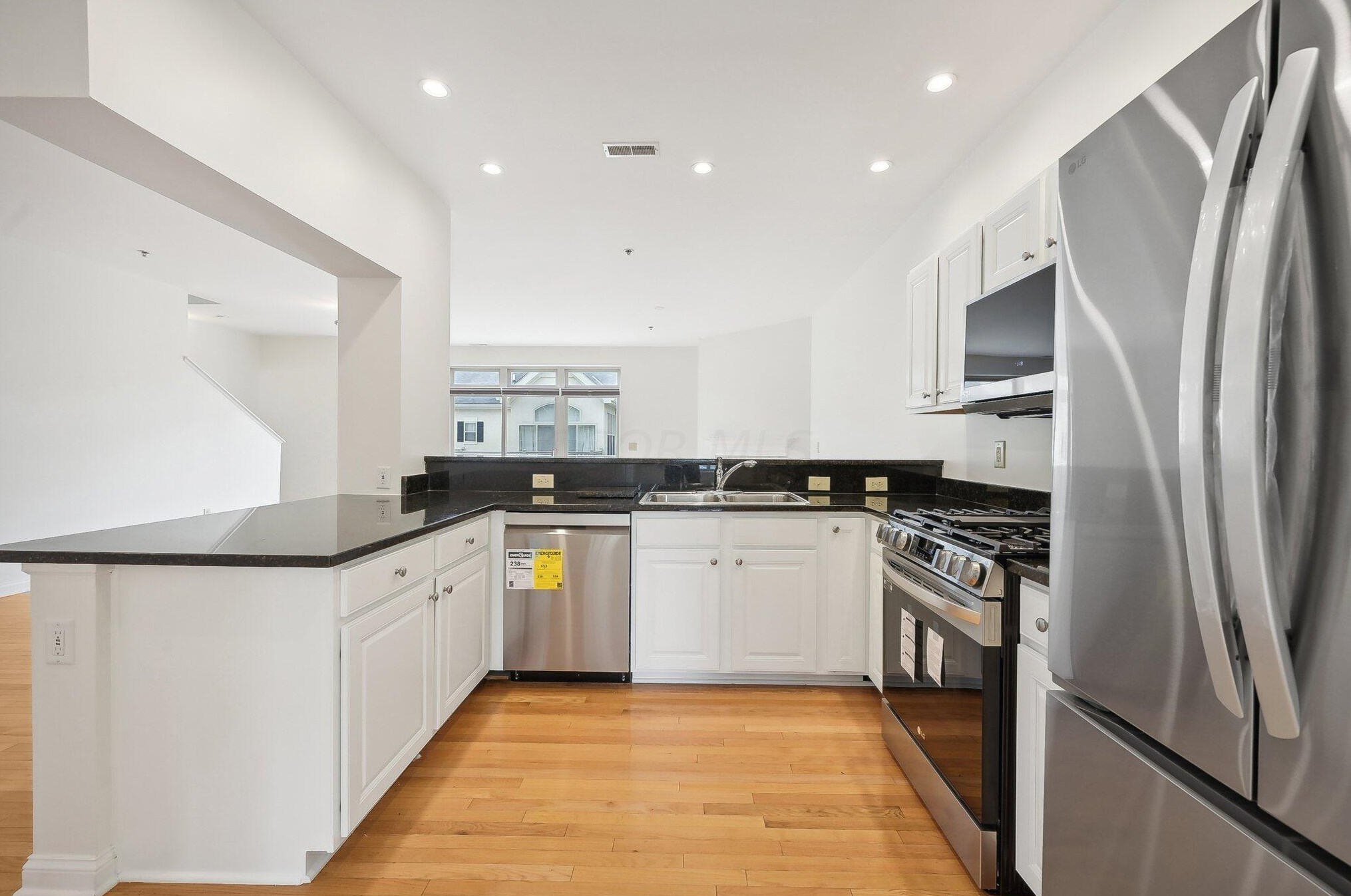 1766 Ridgecliff Rd, Columbus OH 43221-1954 exterior