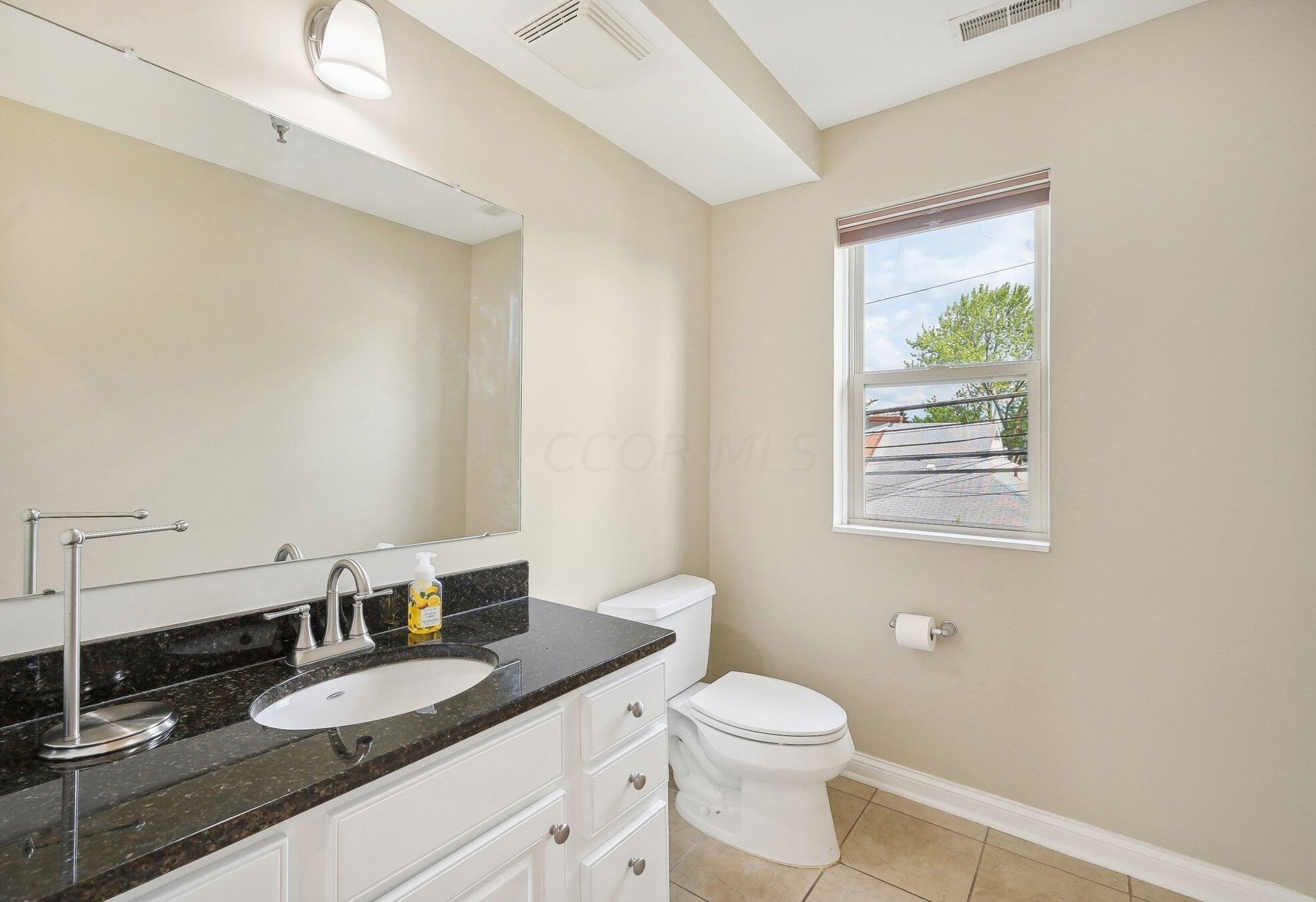 1766 Ridgecliff Rd, Columbus OH 43221-1954 exterior