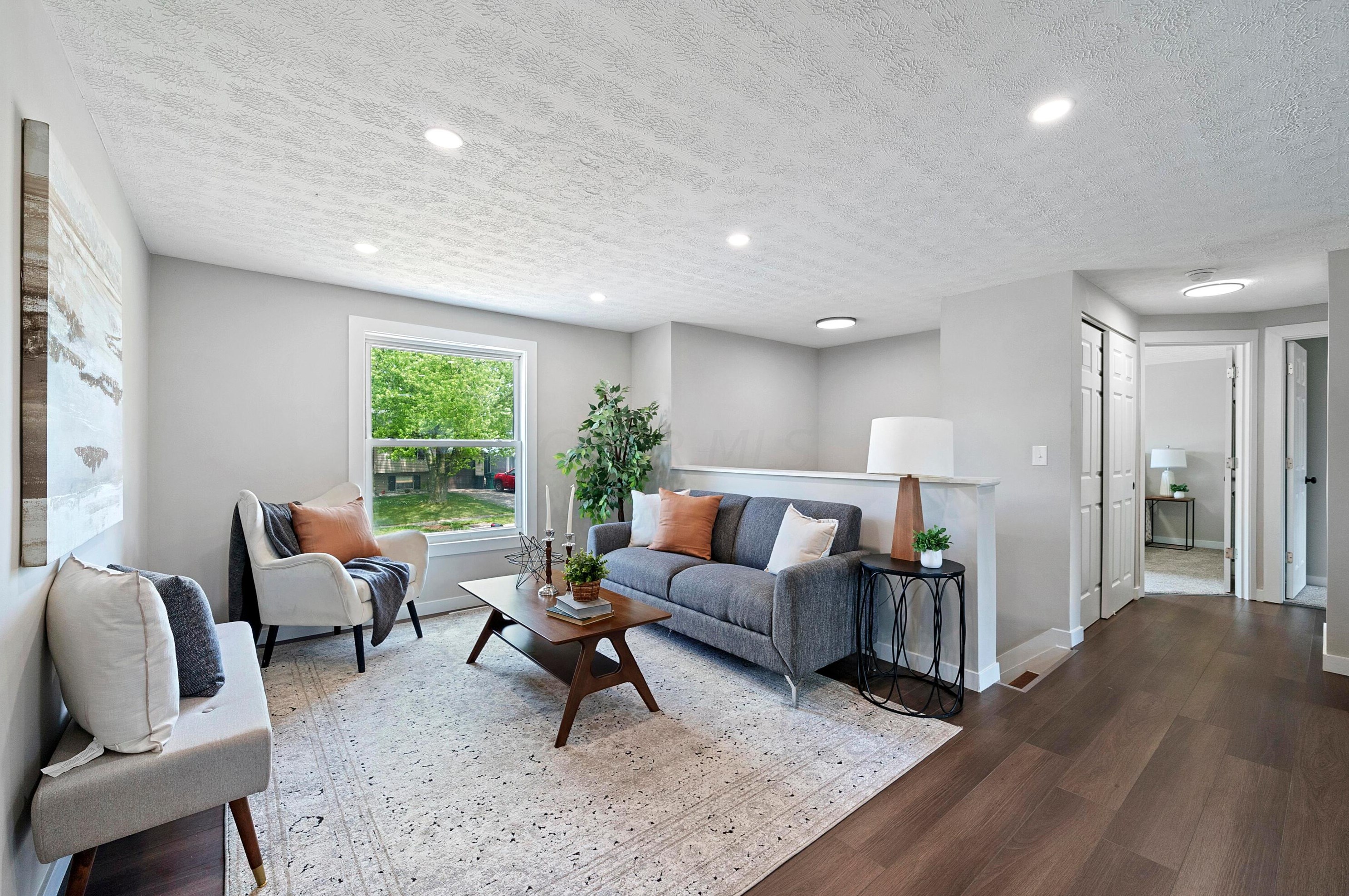 2187 Poplar St, Columbus OH 43207-4380 exterior