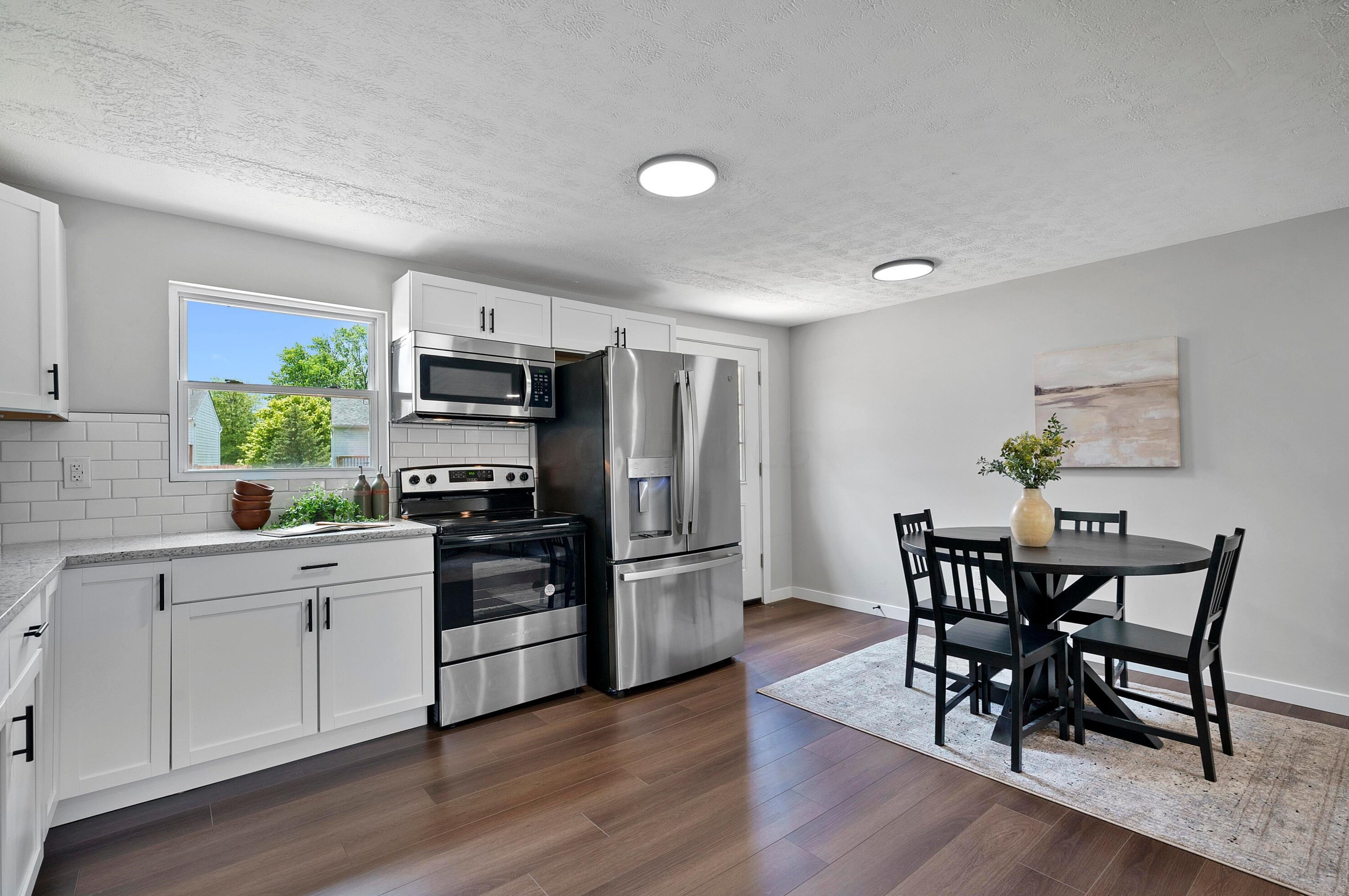 2187 Poplar St, Columbus OH 43207-4380 exterior