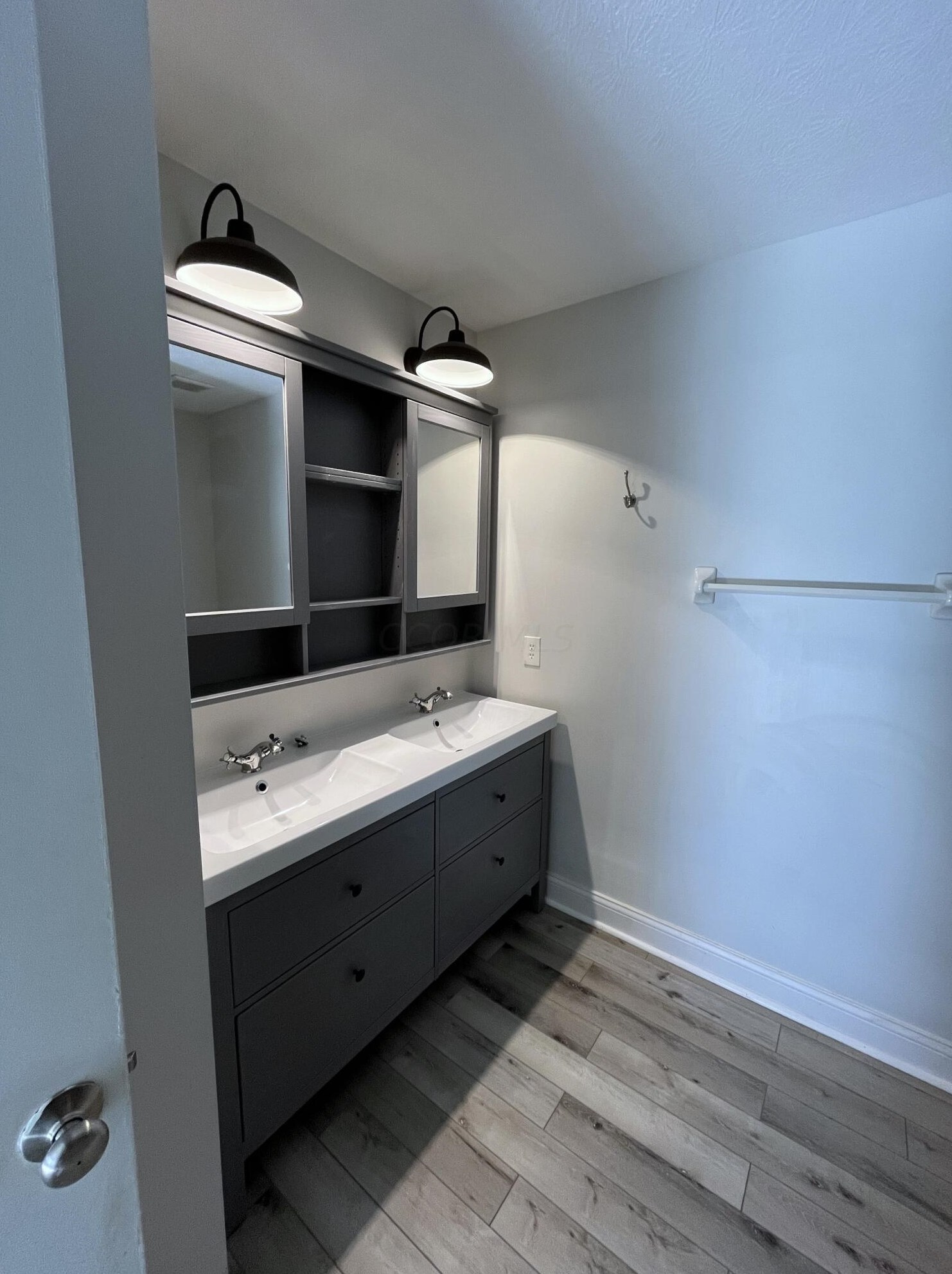 5150 Copper Crk Dr, Dublin OH  43016-7861 exterior