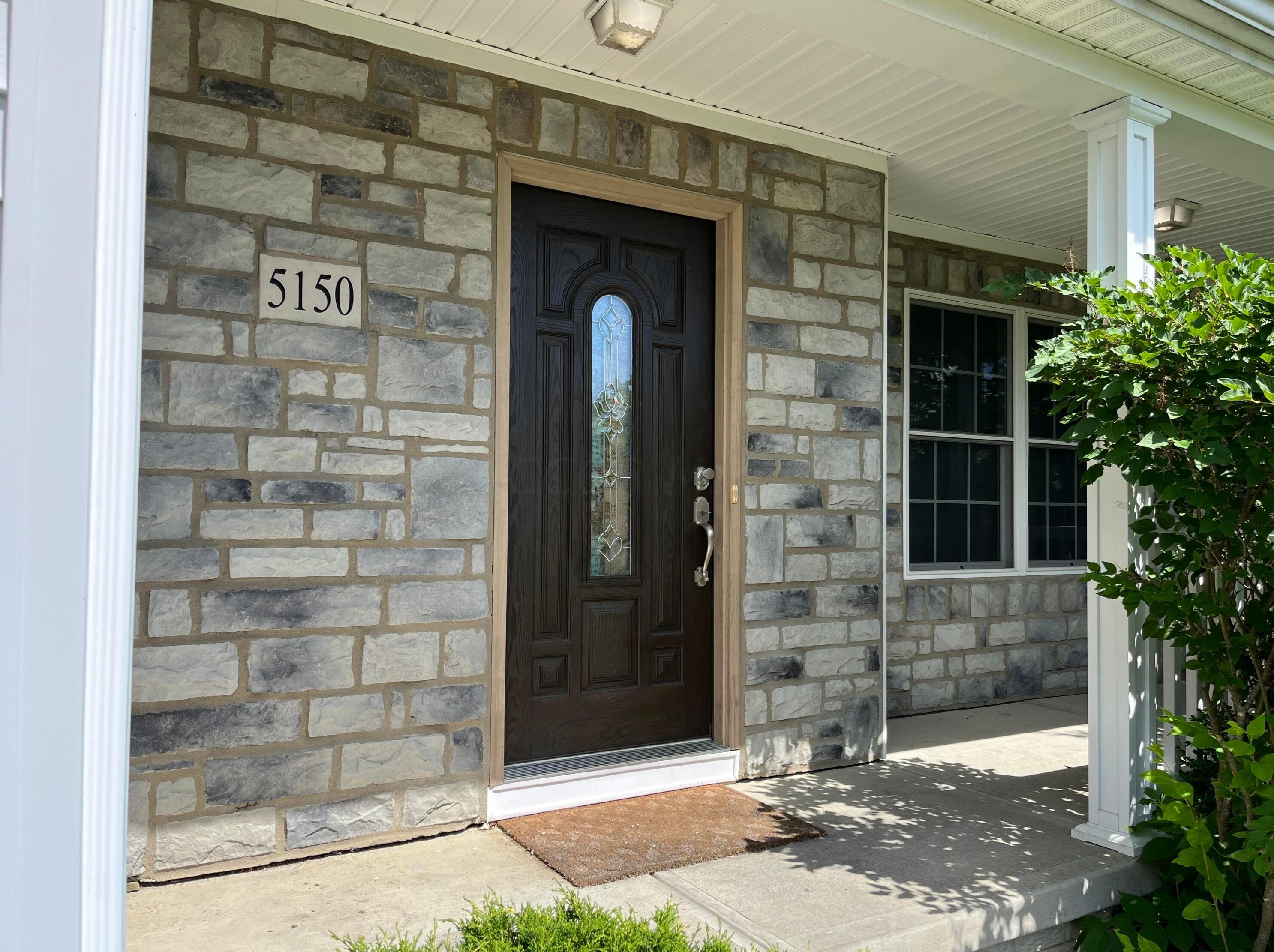 5150 Copper Creek Dr, Dublin OH  43016-9718 exterior