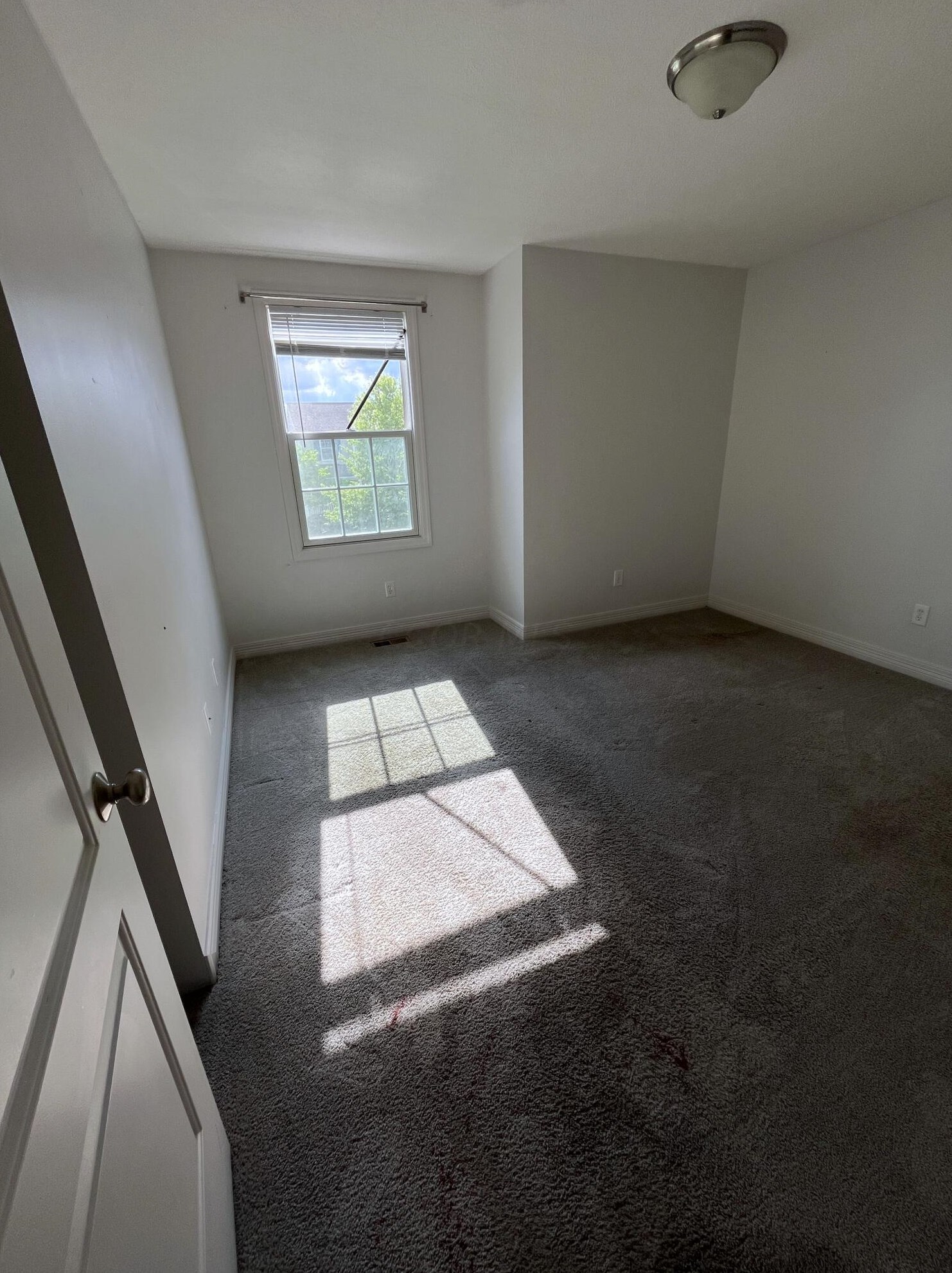 5150 Copper Crk Dr, Dublin OH  43016-7861 exterior