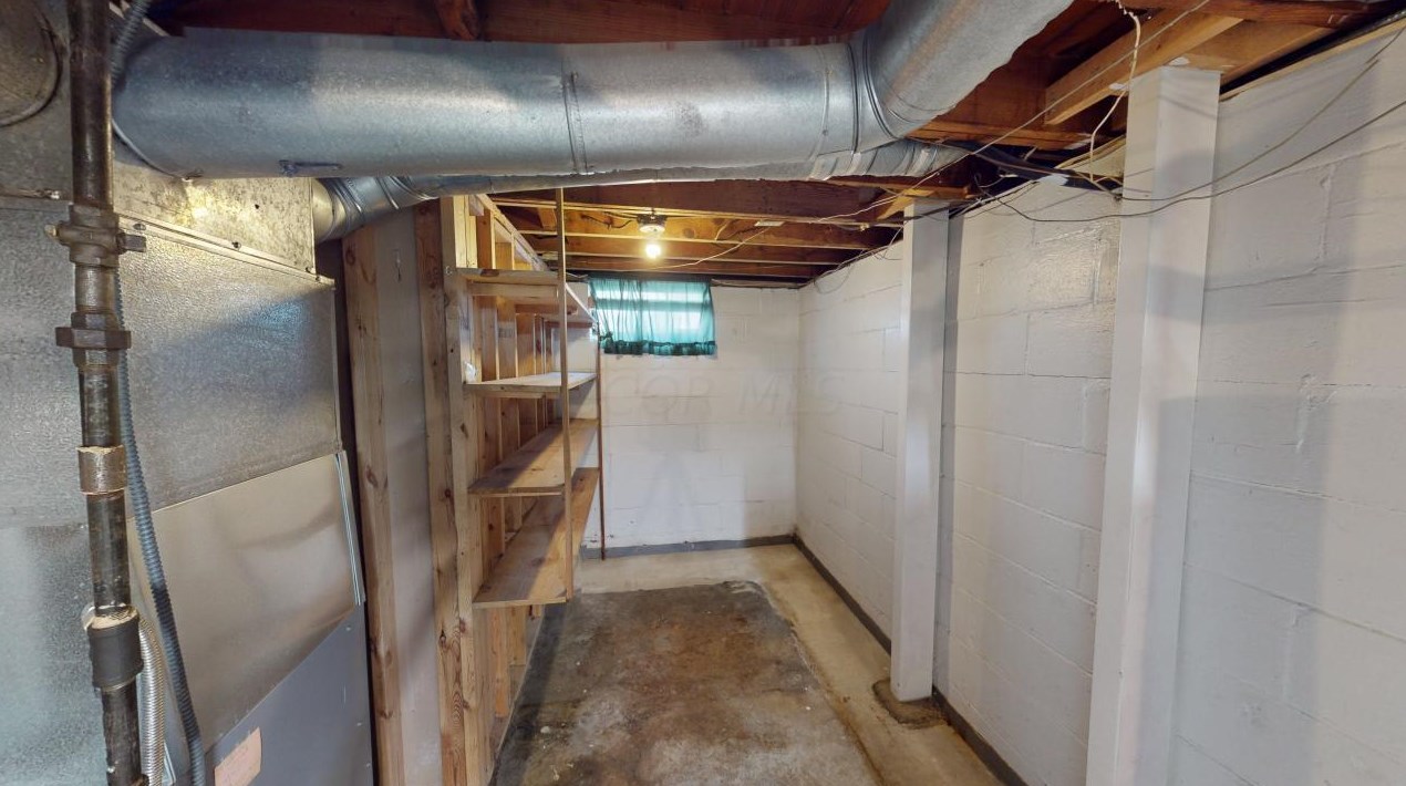 758 Melrose Ave, Columbus OH 43224-3926 exterior