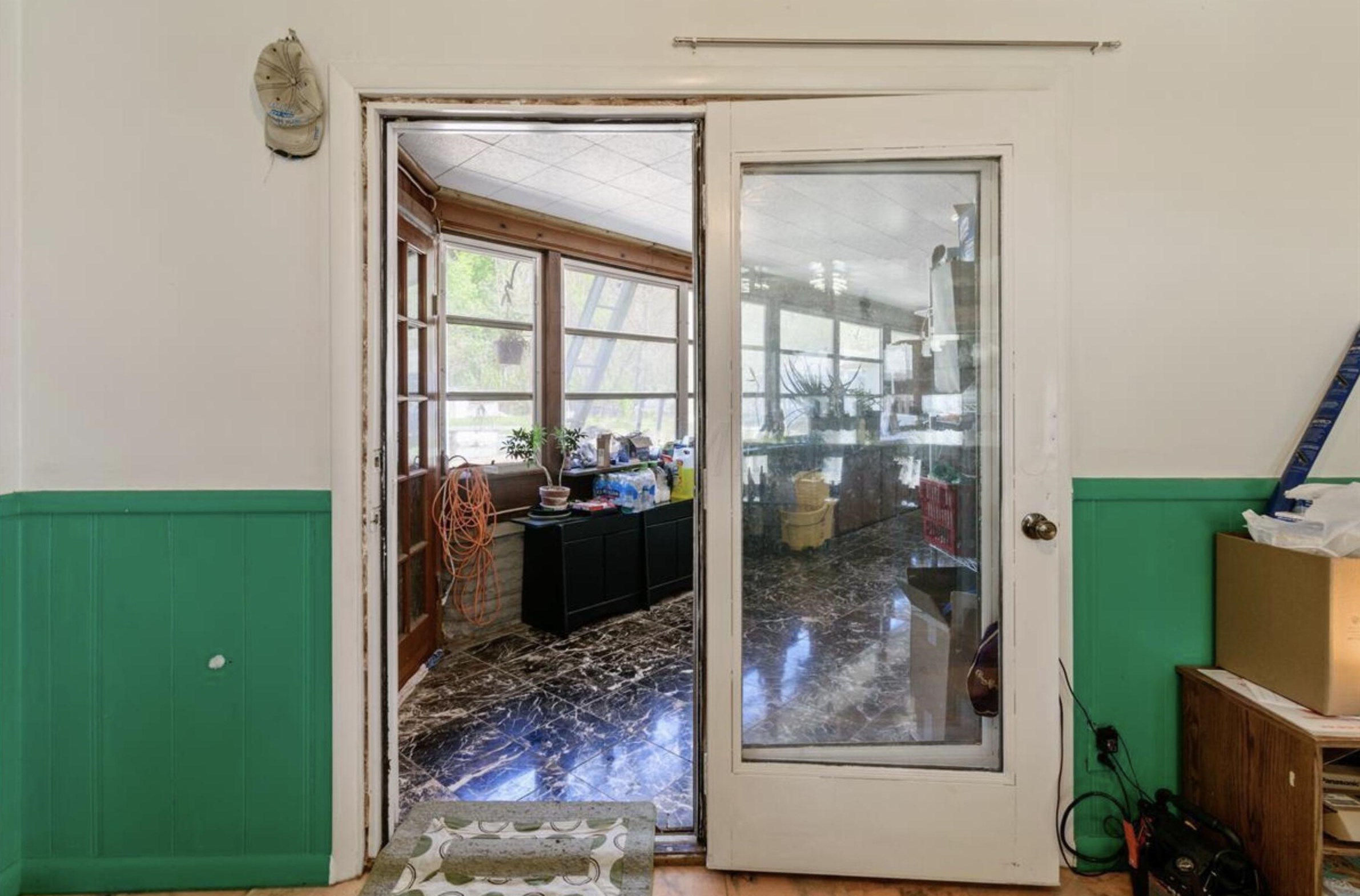 2740 Ferris Rd, Columbus OH 43224-2349 exterior