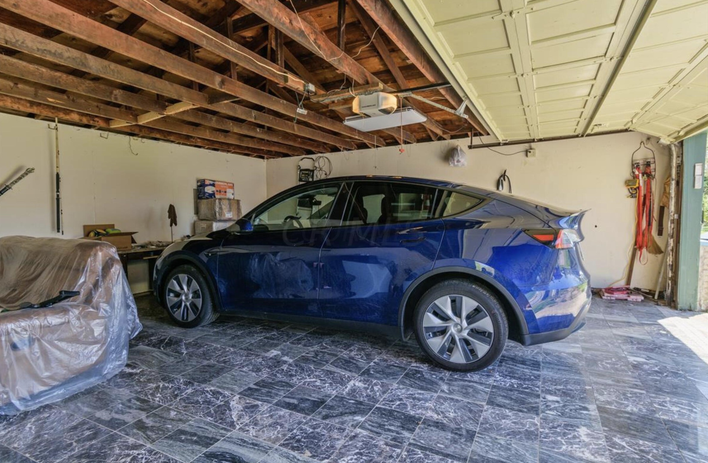 2740 Ferris Rd, Columbus OH 43224-2349 exterior