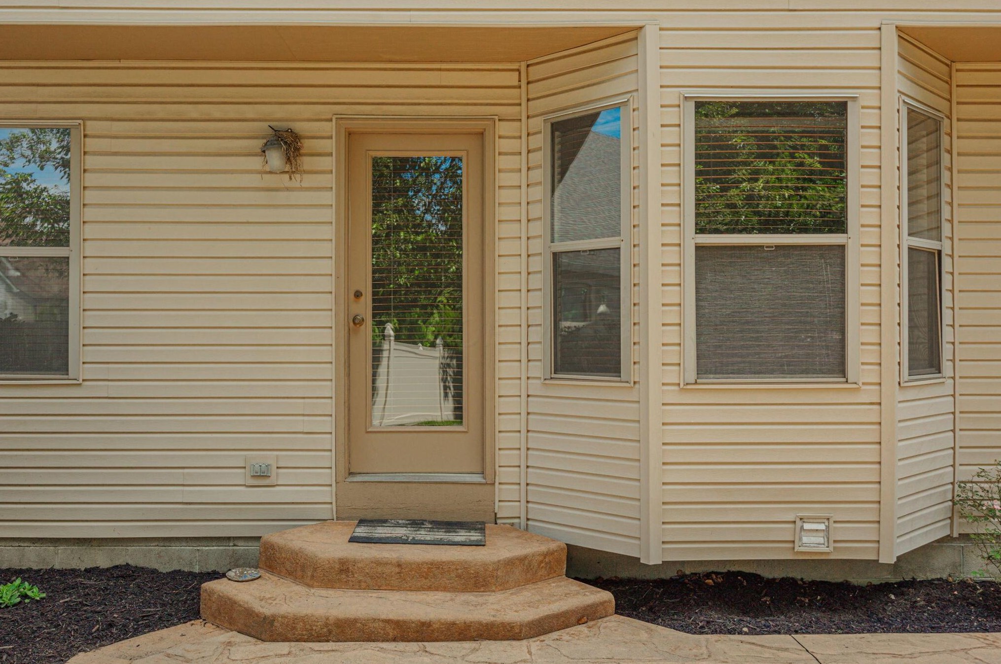 3251 Tollcross Dr, Hilliard OH  43026-7919 exterior