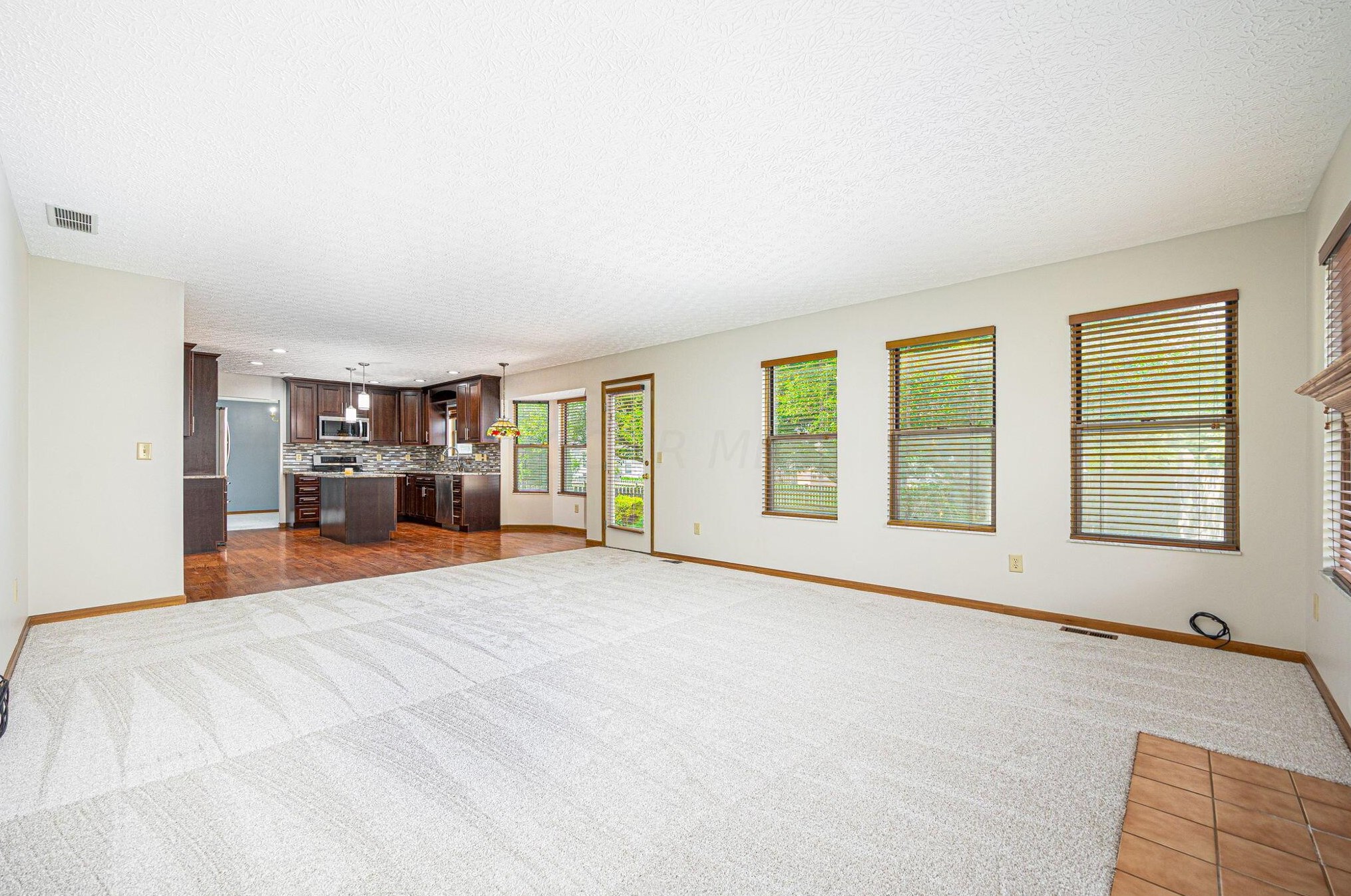 3251 Tollcross Dr, Hilliard OH  43026-7919 exterior