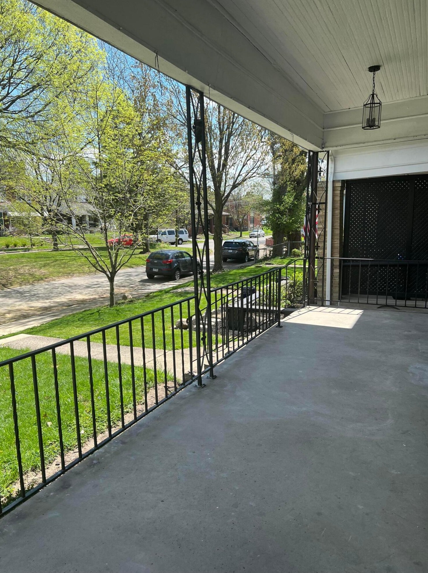 737 Wilson Ave, Columbus OH  43205-2824 exterior