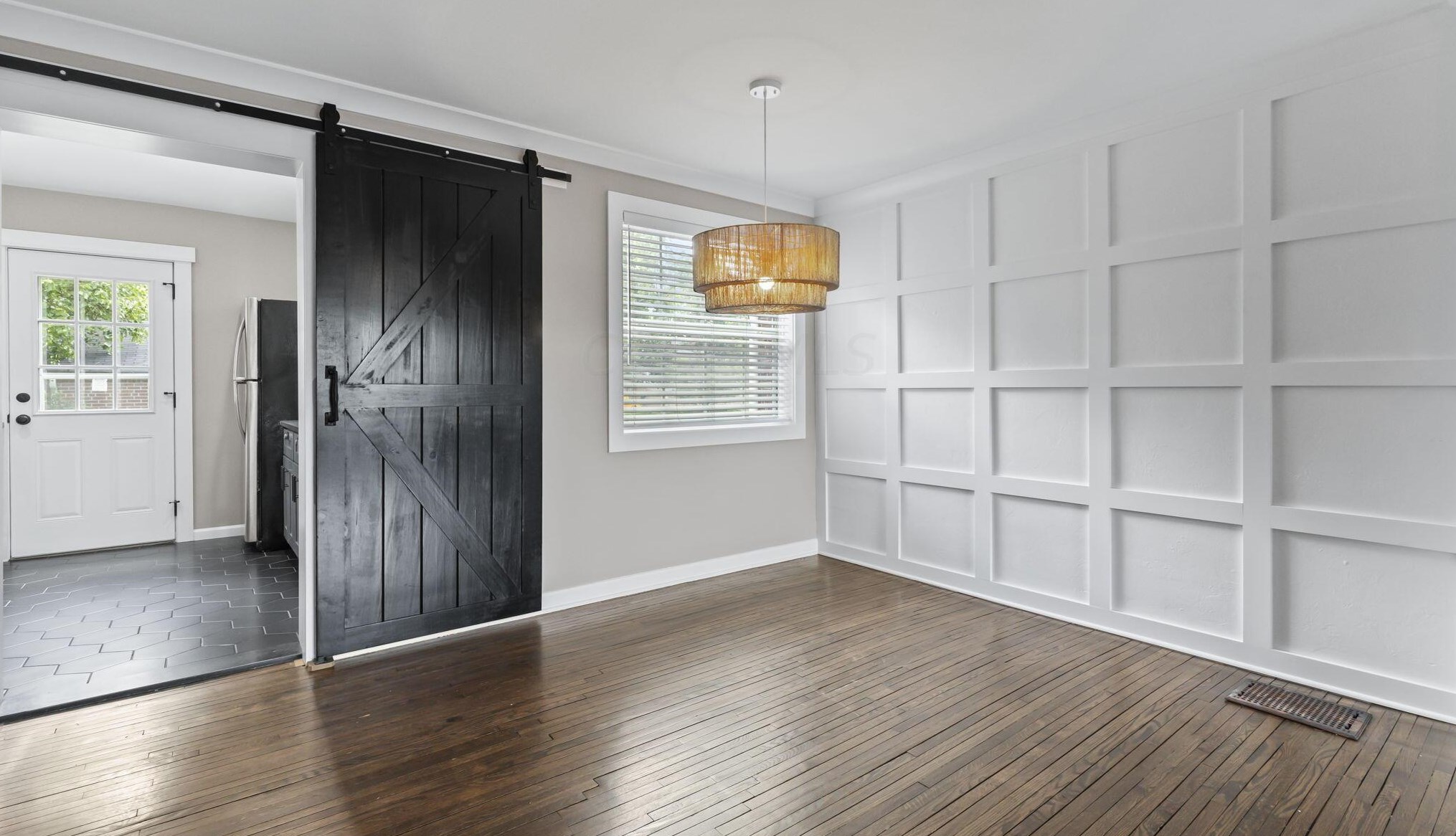 4644 High St, Columbus OH  43214-2004 exterior