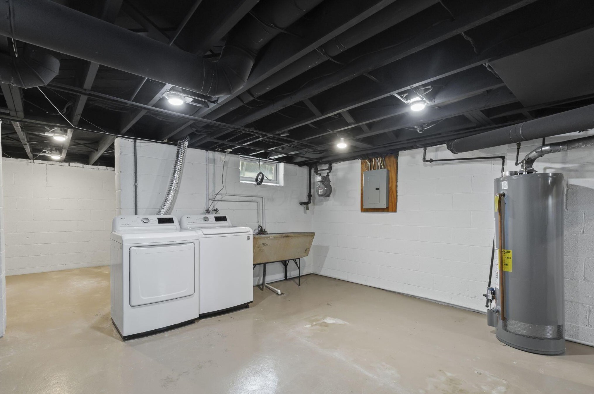 4644 High St, Columbus OH  43214-2004 exterior